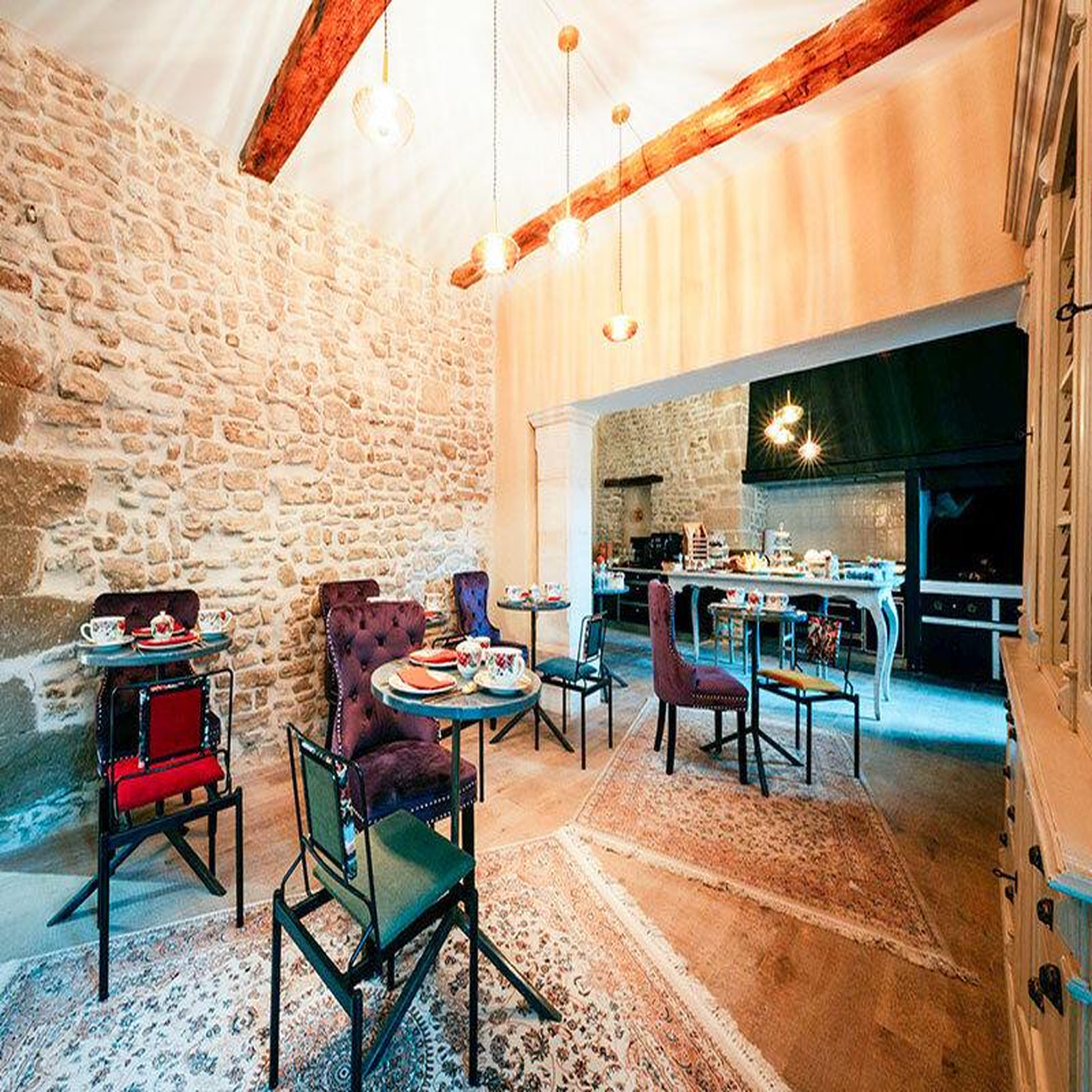 Voir la diapositive 2 : Smartbox 2 jours en studio dans une demeure historique près d'avignon - coffret cadeau séjour