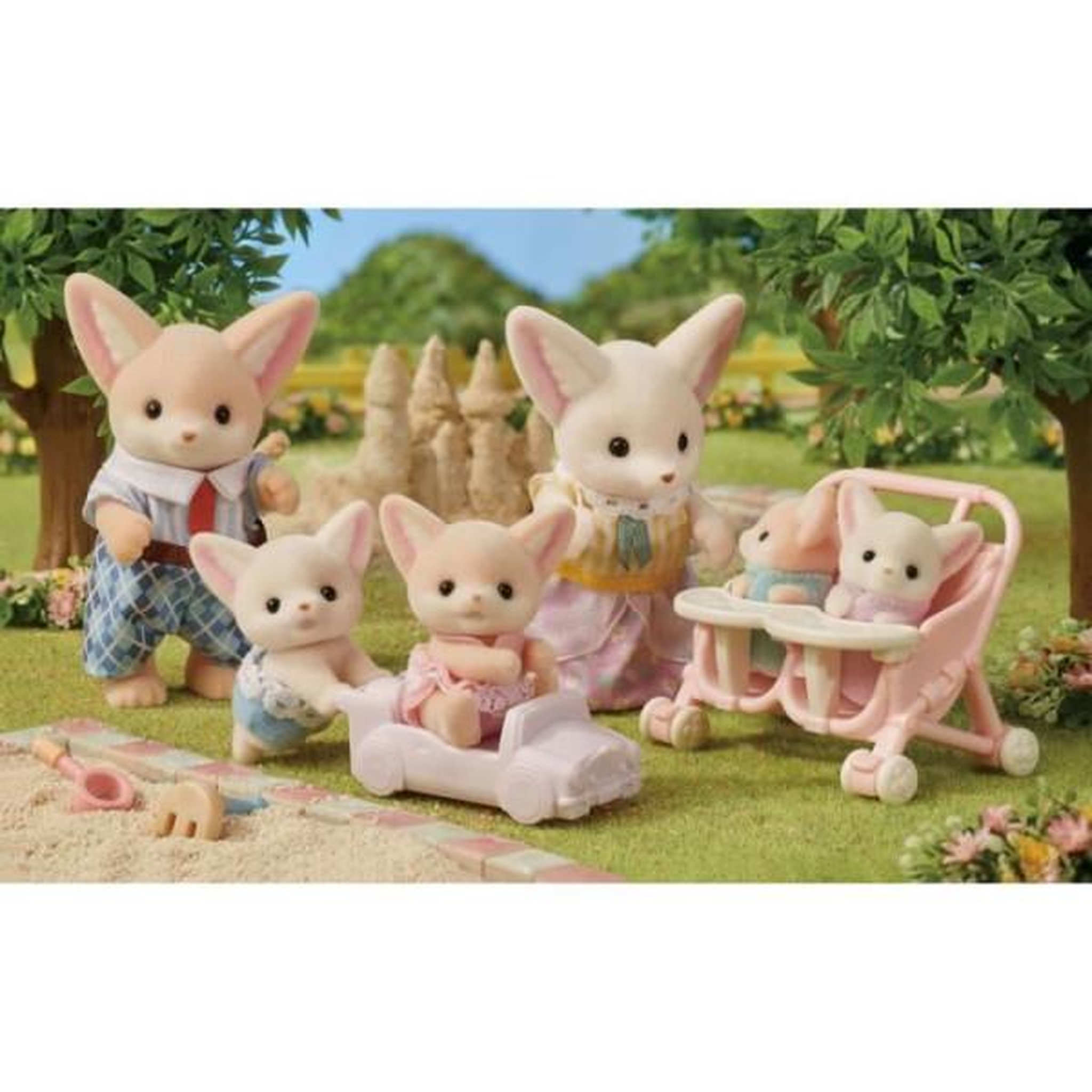 Voir la diapositive 6 : Sylvanian Families Poupée - SYLVANIAN FAMILIES - Famille Fennec - Multicolore - Articulée et habillée avec soin