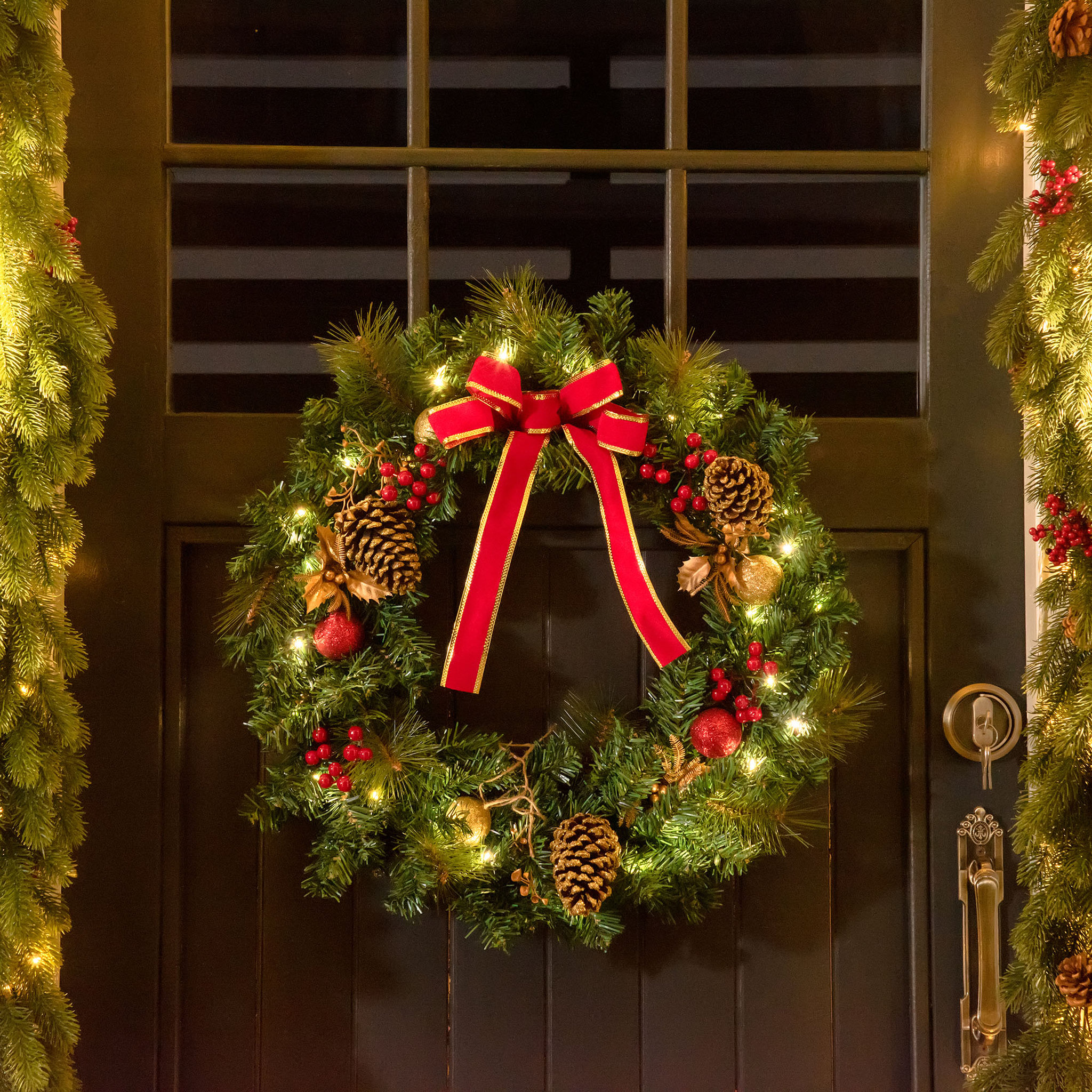 Voir la diapositive 2 : HOMCOM Couronne de Noël artificielle lumineuse - Décoration de Noël LED - Ø 60 cm 20 LED blanc chaud - décoration incluse
