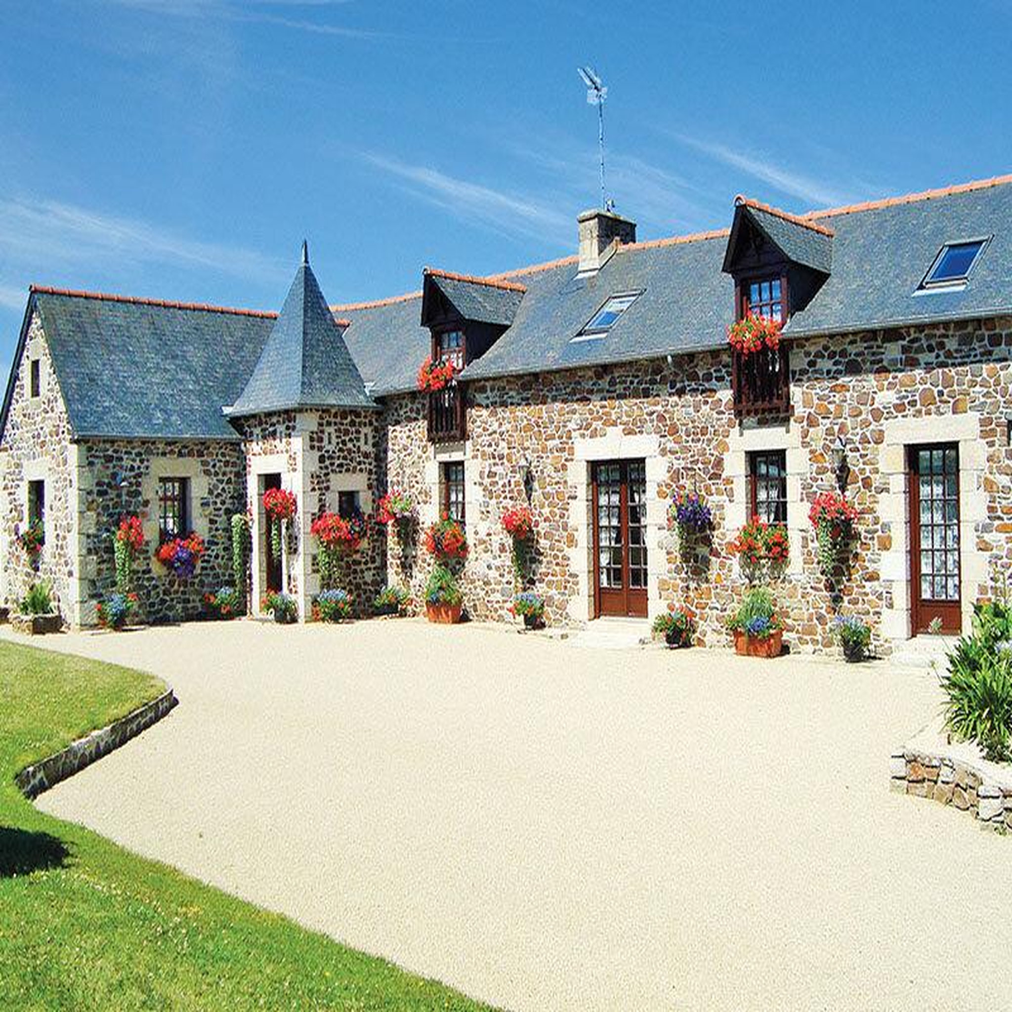Voir la diapositive 4 : Smartbox Séjour romantique : 3 jours d'évasion en bretagne - coffret cadeau séjour