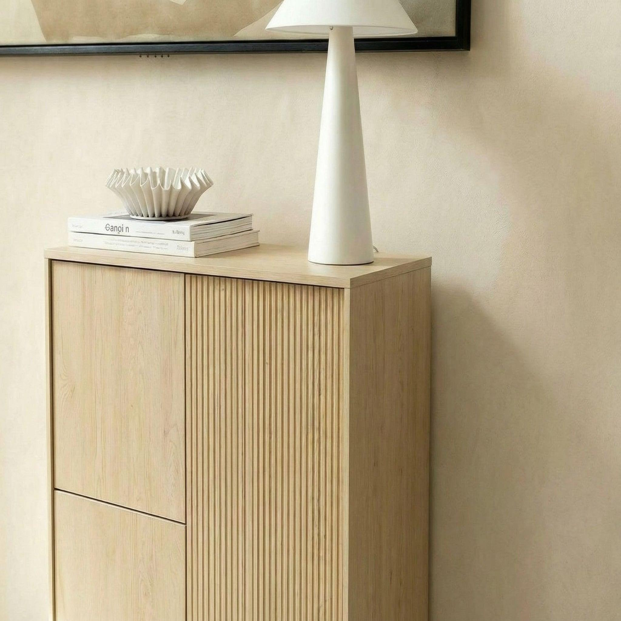 Voir la diapositive 4 : CASANOVA PARIS Lorella - commode 3 portes en chêne cremona