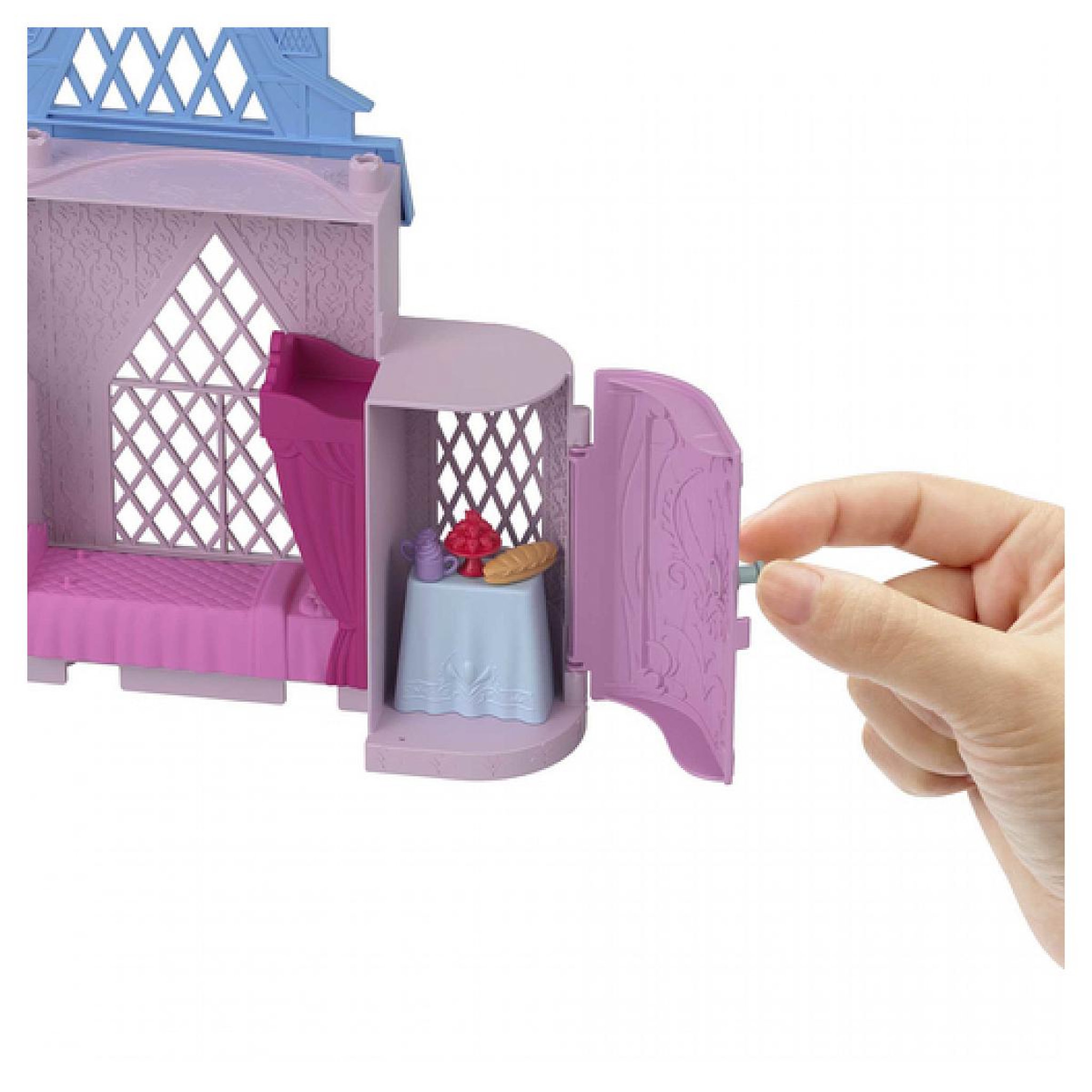 Voir la diapositive 4 : MATTEL Chateau mini princesse Anna