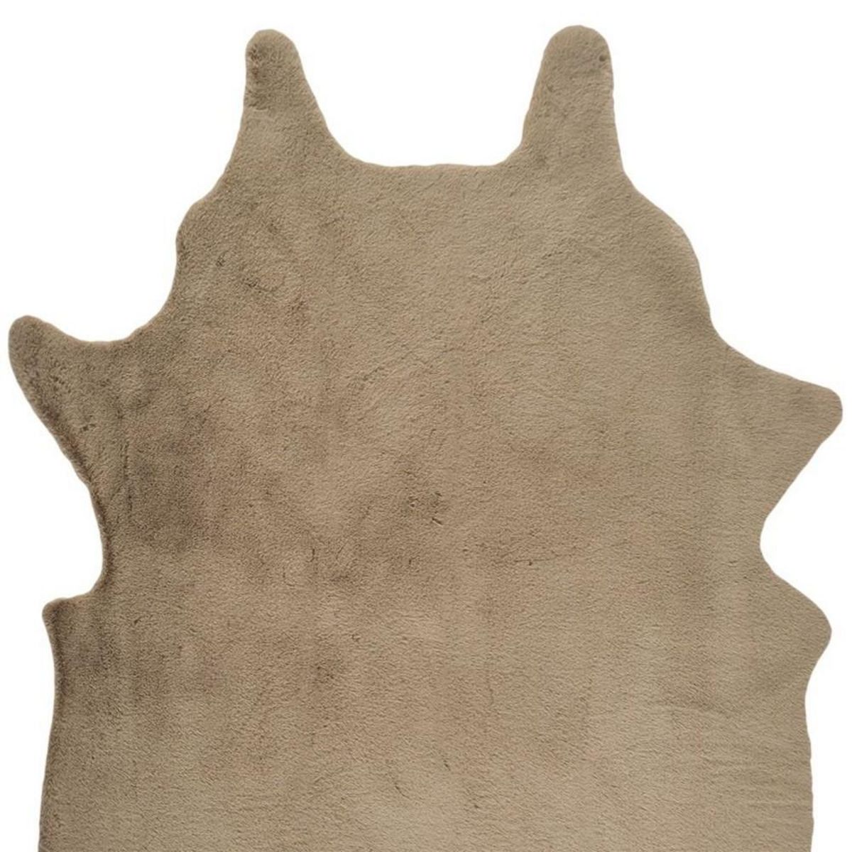 The Home Deco Factory Tapis forme peau de bête imitation fourrure taupe 120x158 cm