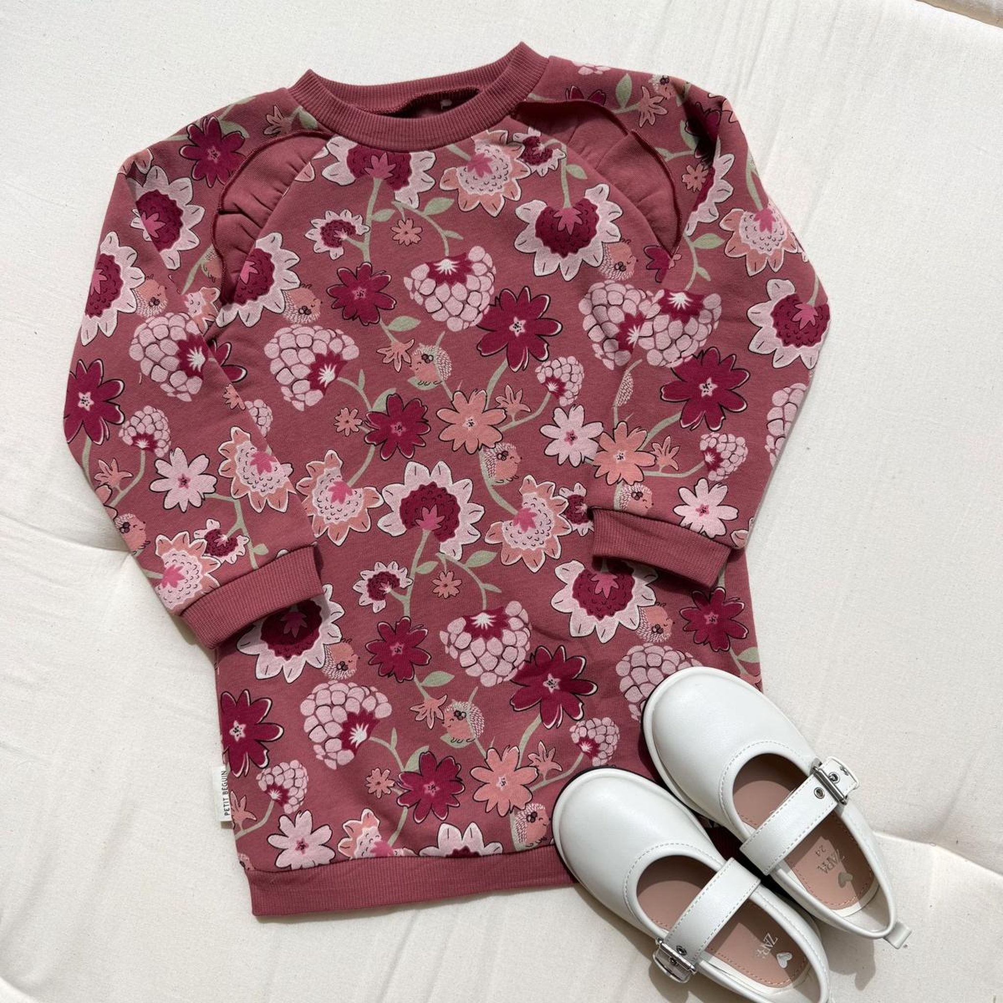 Voir la diapositive 6 : PETIT BEGUIN Robe enfant en molleton harmony