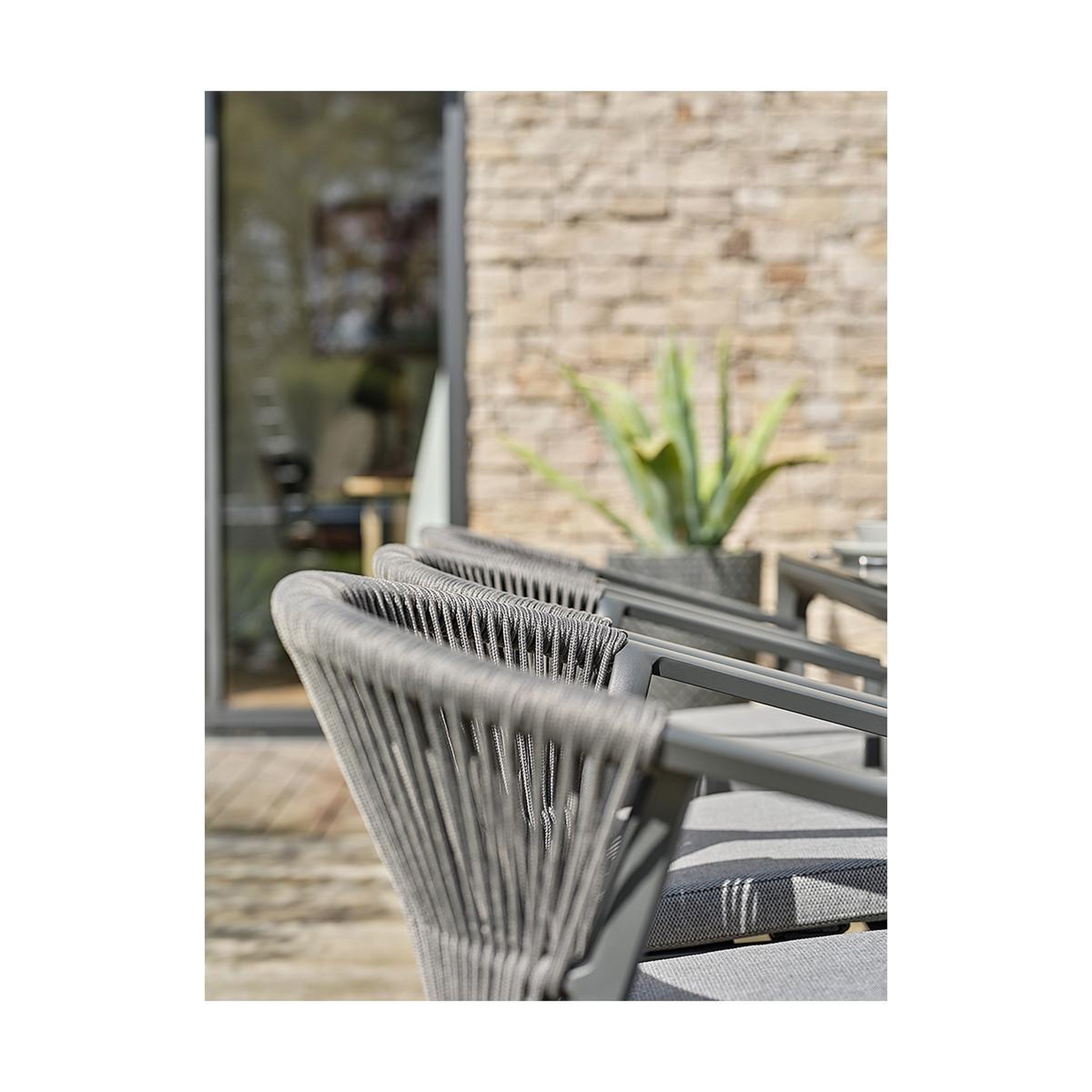 Voir la diapositive 5 : Paris Prix Ensemble table de jardin & 6 fauteuils  tigua & gambi  200cm anthracite