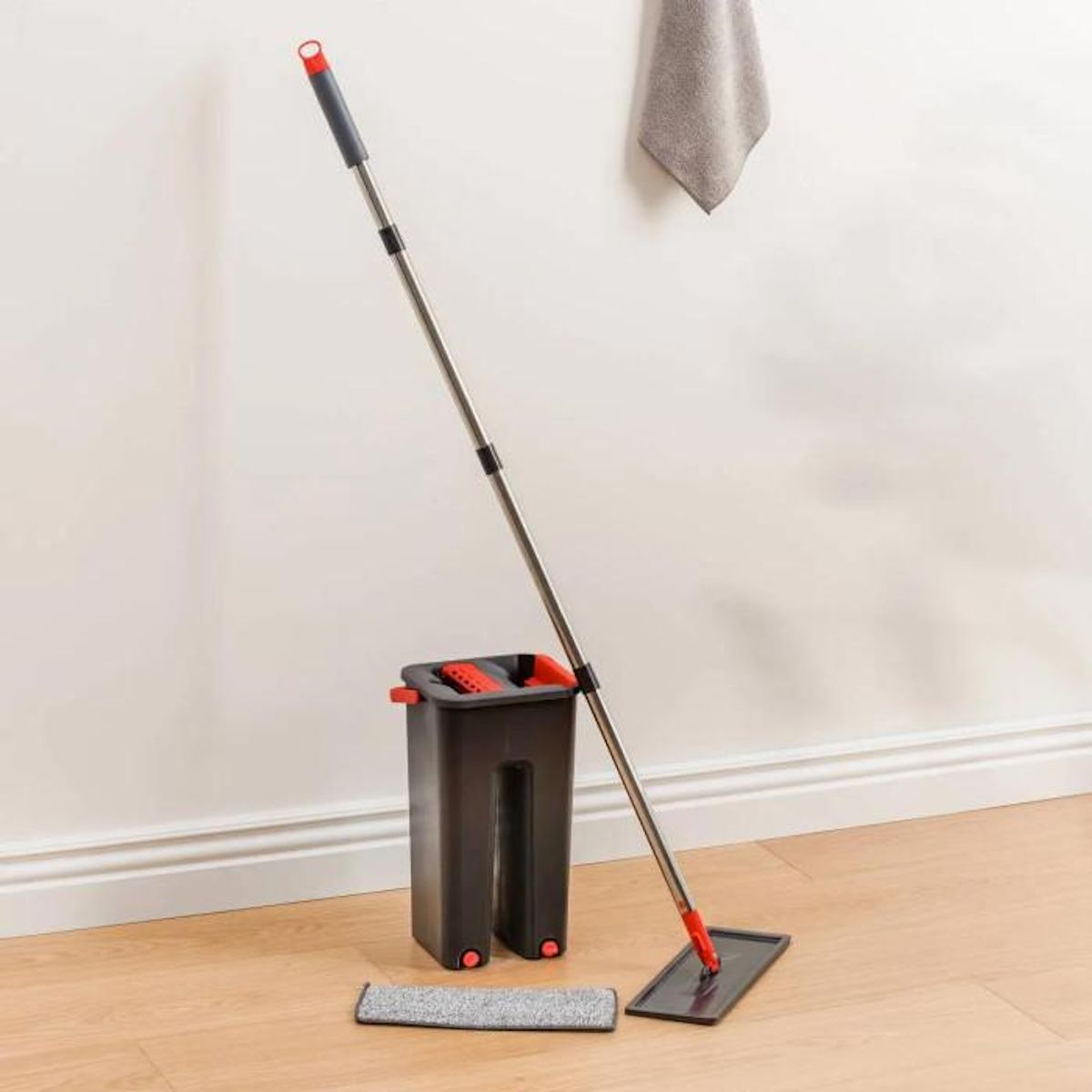 FIVE Seau, Balai & 2 Serpillières  Tana  4L Gris