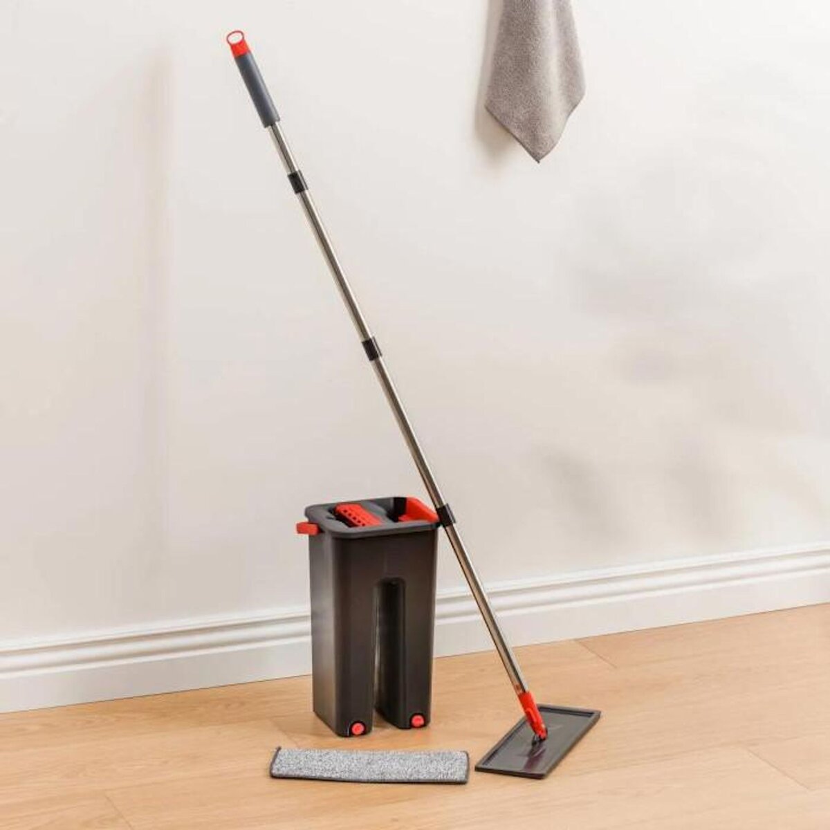 FIVE Seau, Balai & 2 Serpillières  Tana  4L Gris