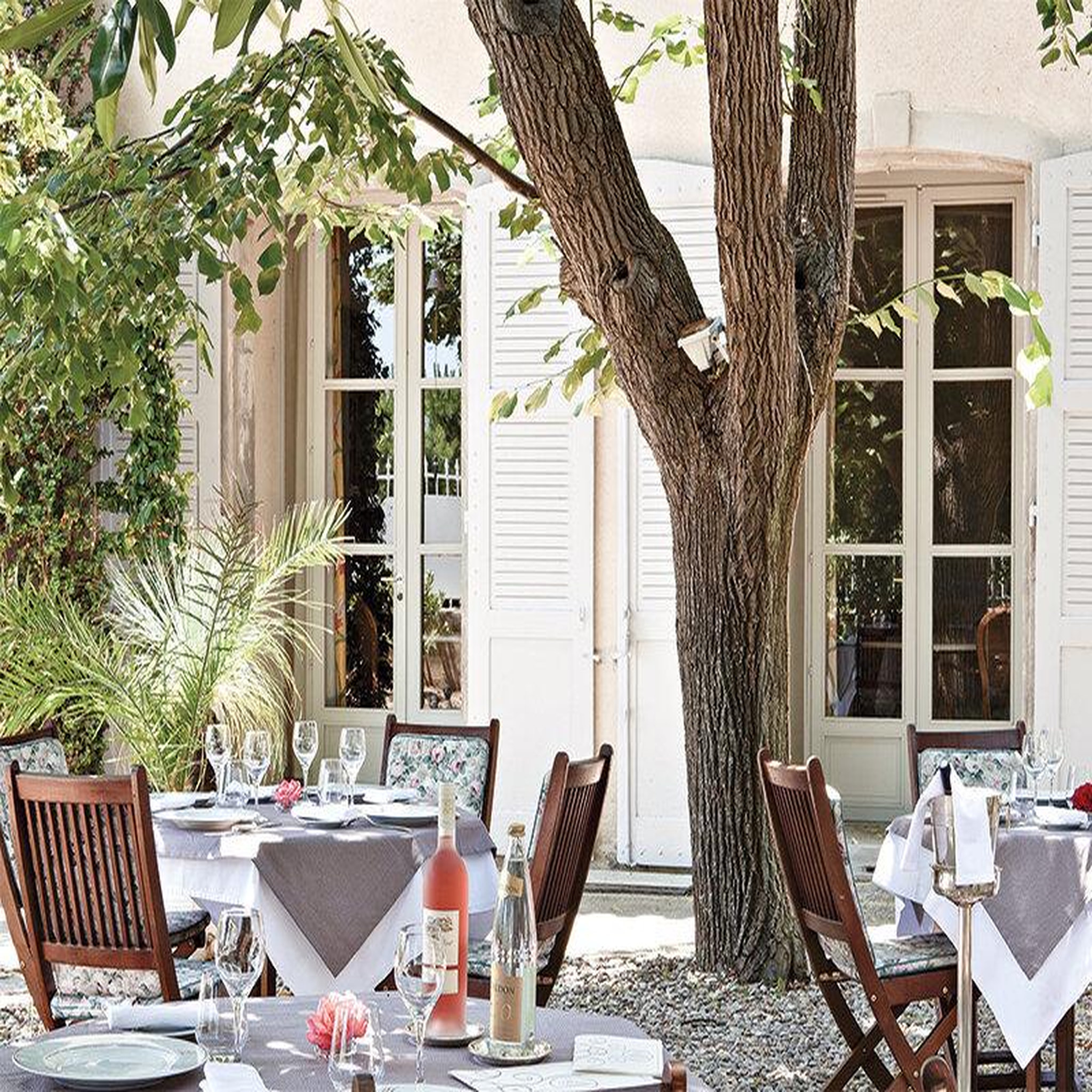 Voir la diapositive 3 : Smartbox Escapade en duo : 2 jours en suite avec dîner dans un château 4* près de narbonne - coffret cadeau séjour