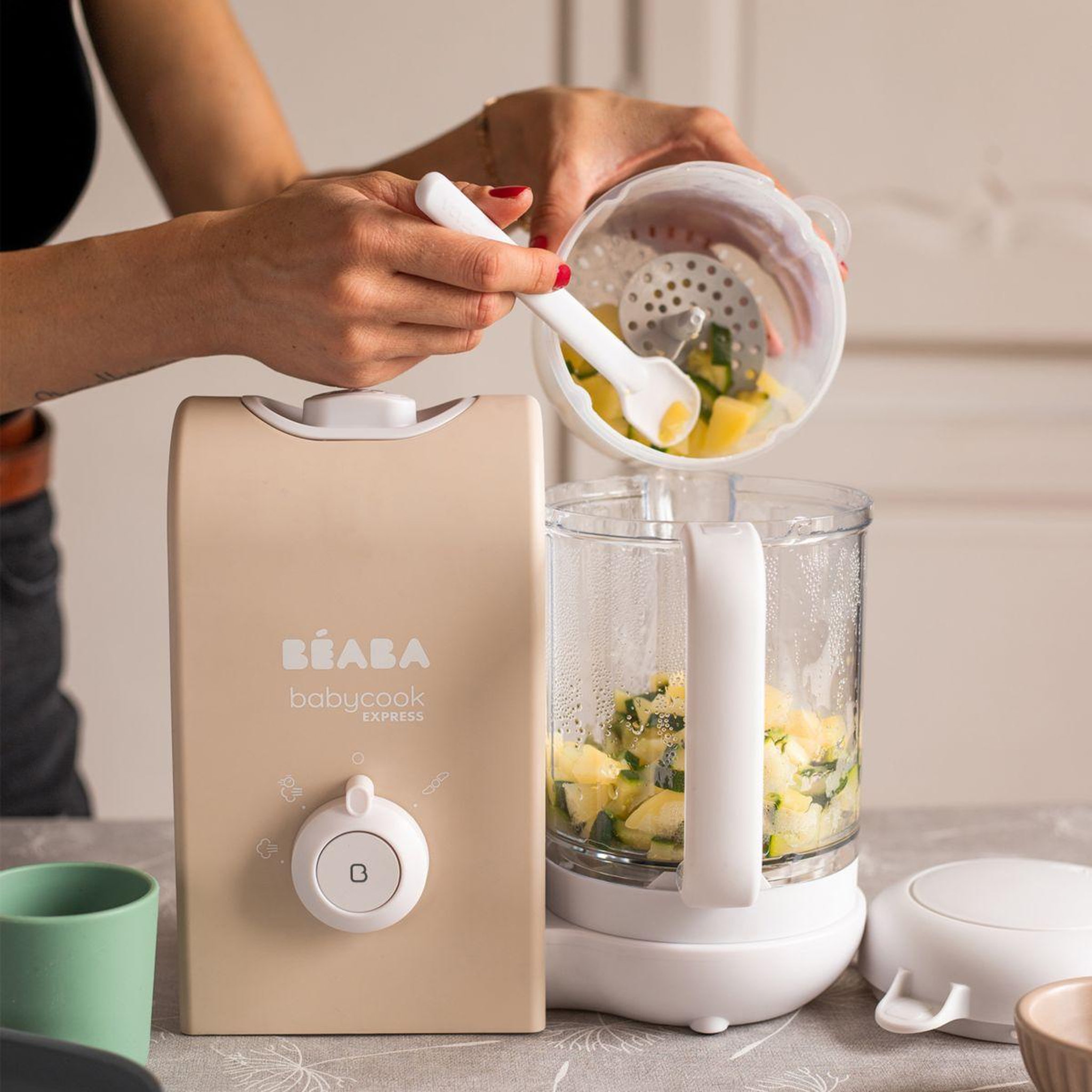 Voir la diapositive 5 : BEABA Mixeur Cuiseur Bébé Babycook Express terre d'argile