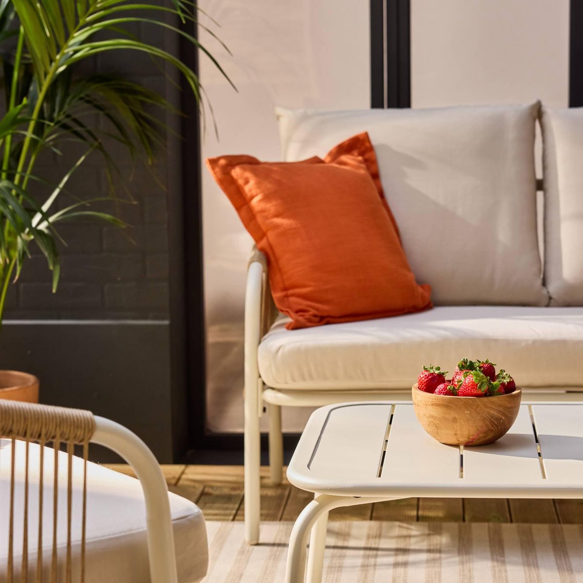 SWEEEK Salon de jardin FIORA en acier, 4 personnes