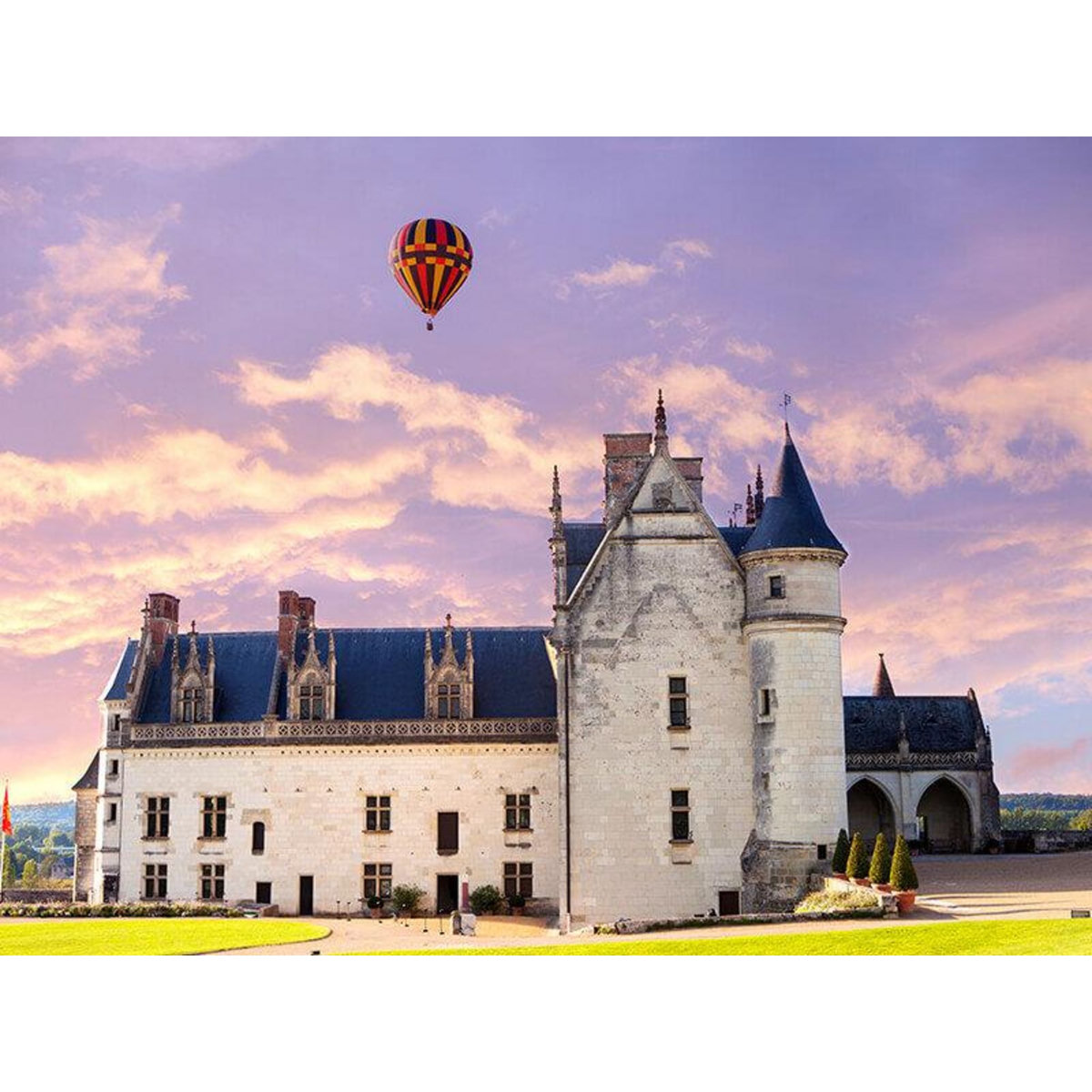 Smartbox Vol en montgolfière en famille au cœur de la Touraine avec visite d'une cave et dégustation de vin - Coffret Cadeau Sport & Aventure