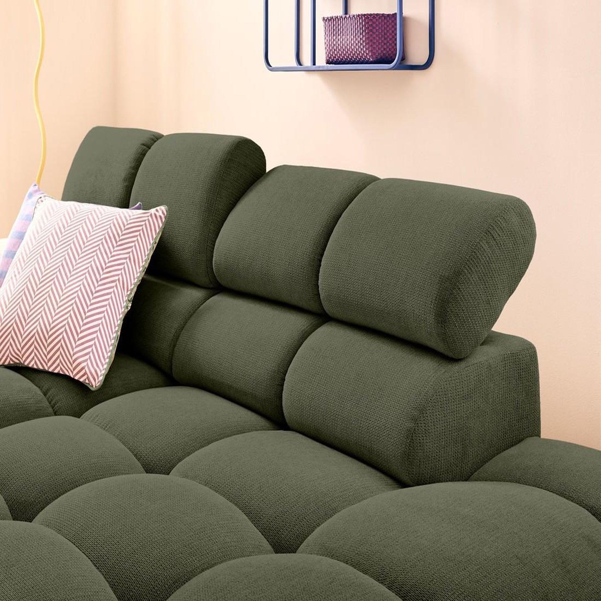 Voir la diapositive 5 : LISA DESIGN Matera - canapé d'angle droit 4 places avec têtières réglables en tissu texturé