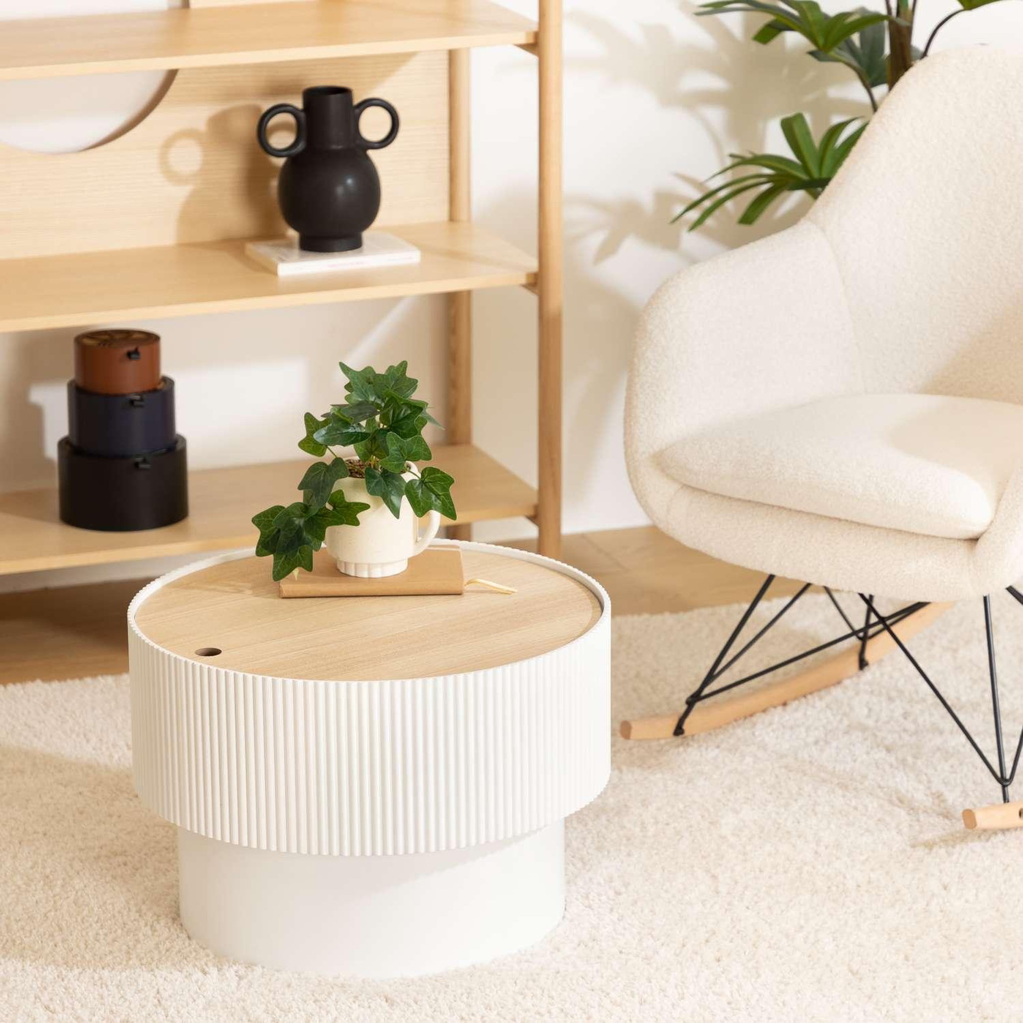 Voir la diapositive 6 : ATMOSPHERA Fauteuil à bascule en bouclette OLMETO - Blanc