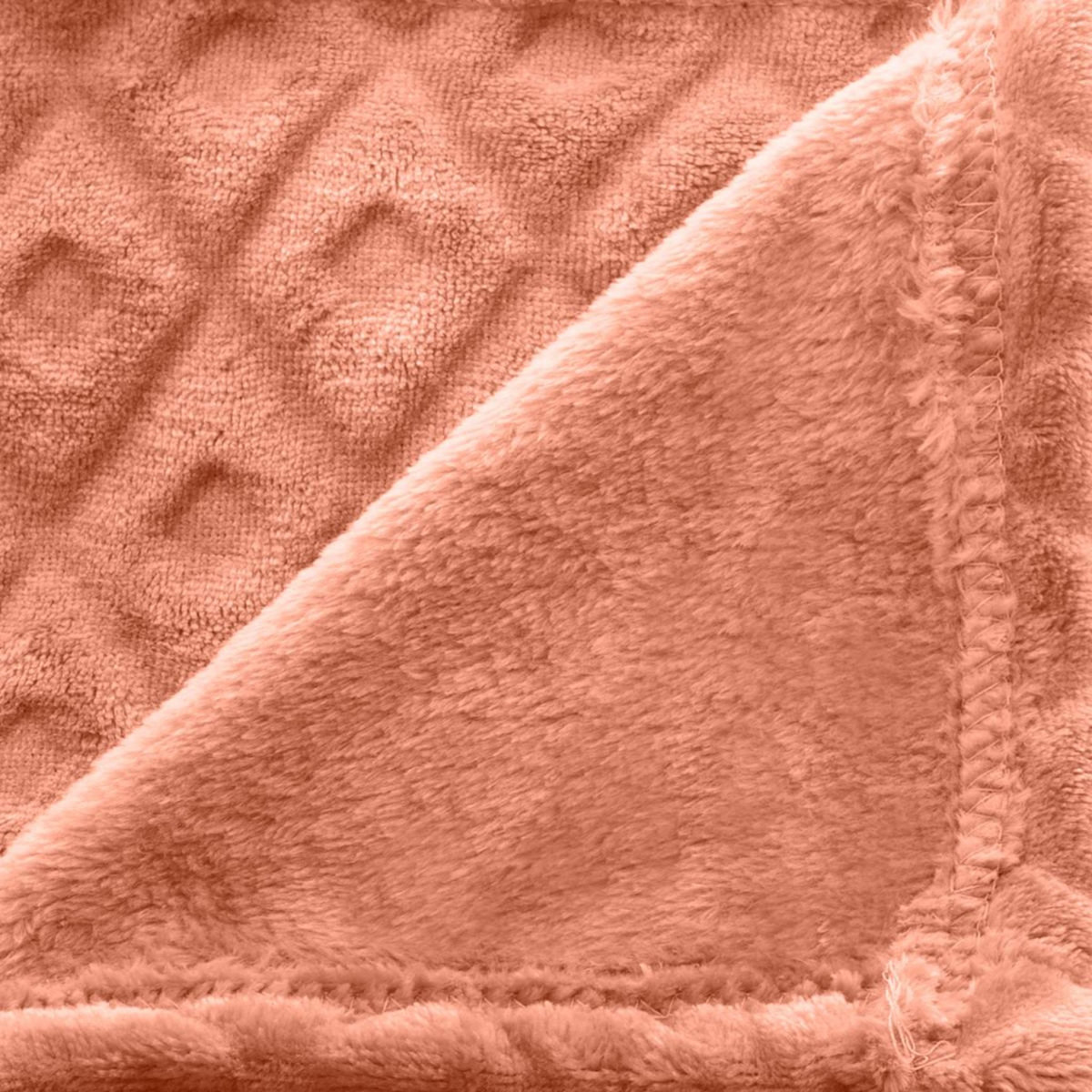 ATMOSPHERA Plaid uni ultra doux en polyester motifs losanges effet 3D