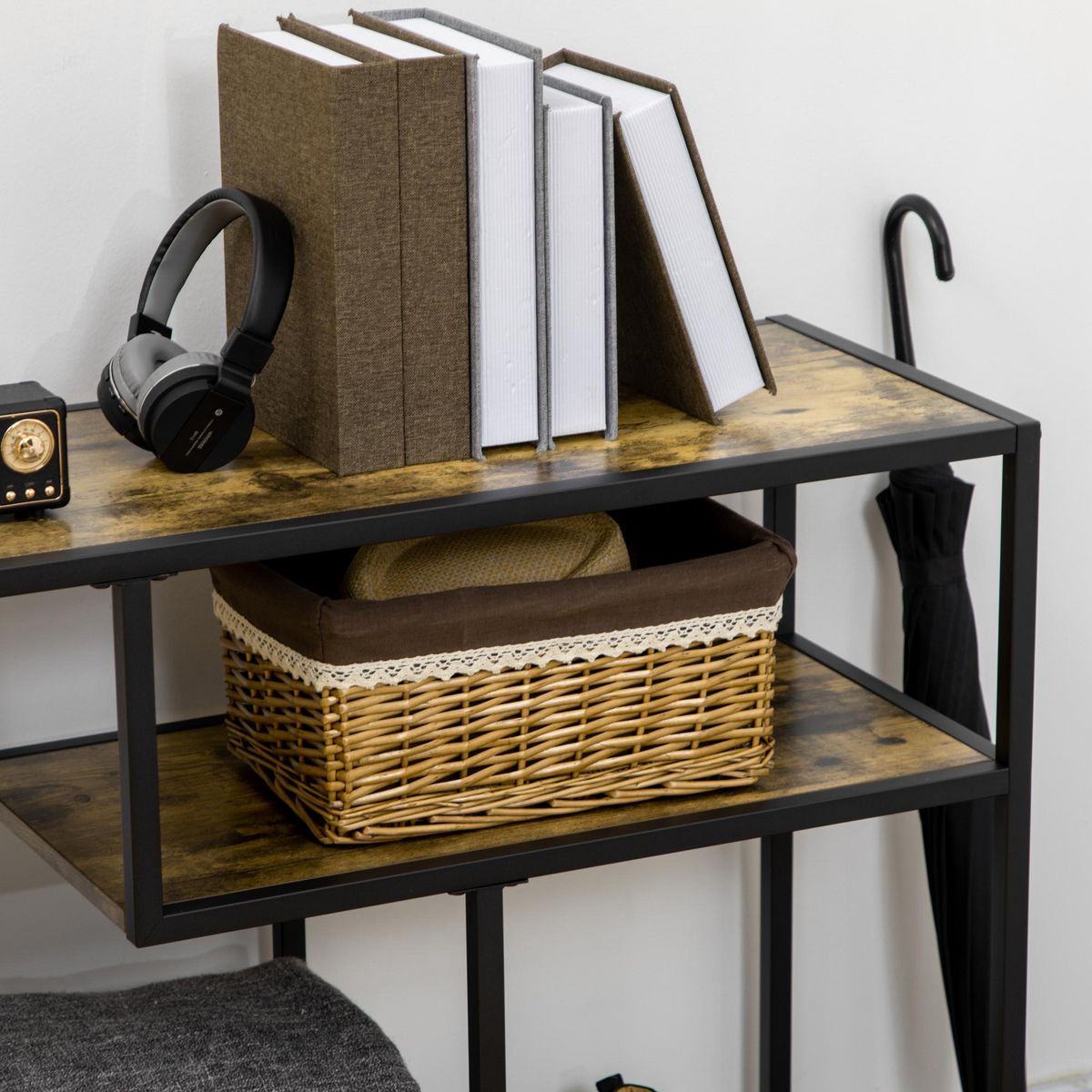 HOMCOM Console design industriel 4 étagères acier noir panneaux aspect bois vieilli