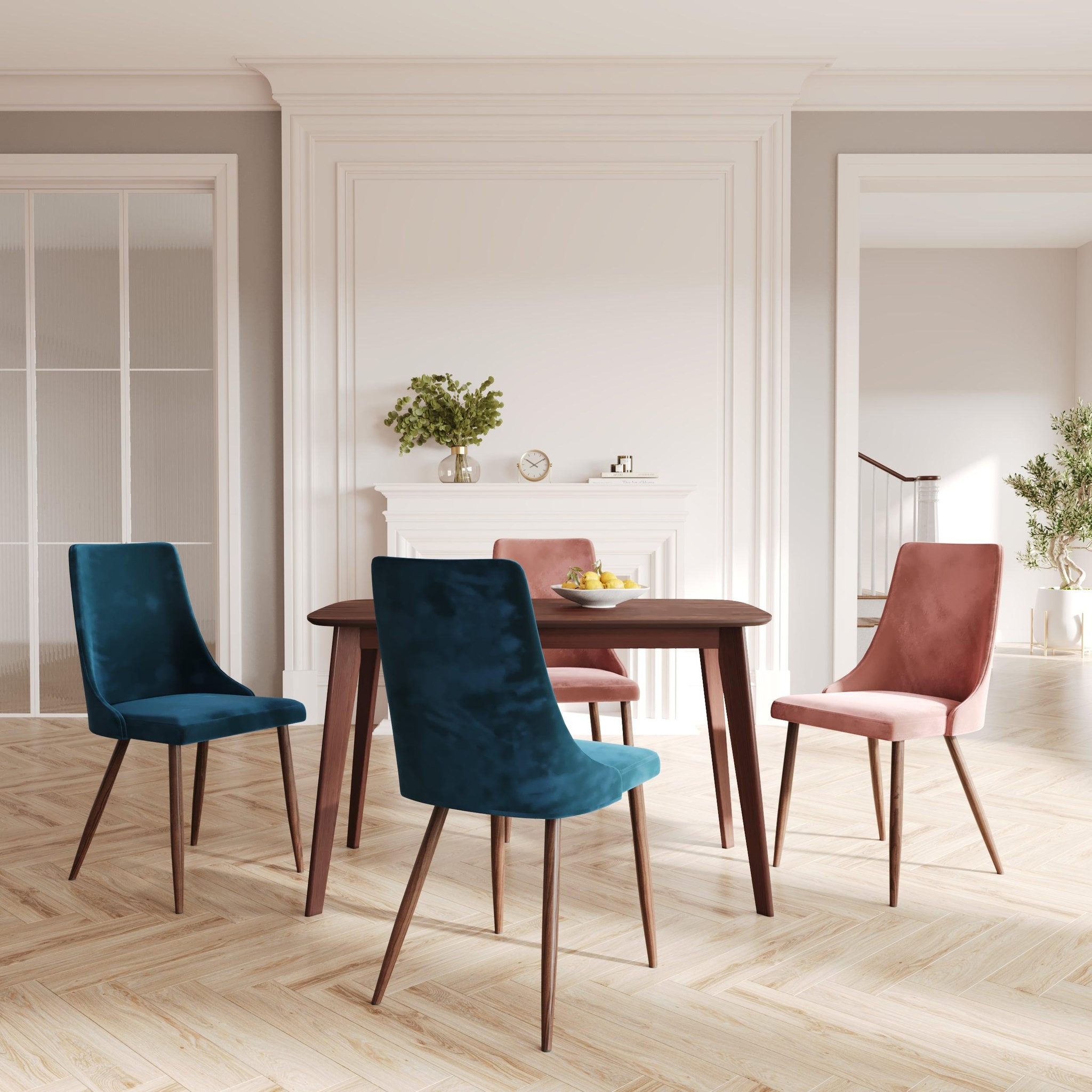 Voir la diapositive 5 : MAISON PAVANE Pack 4 chaises en velours bleu et rose-vinni