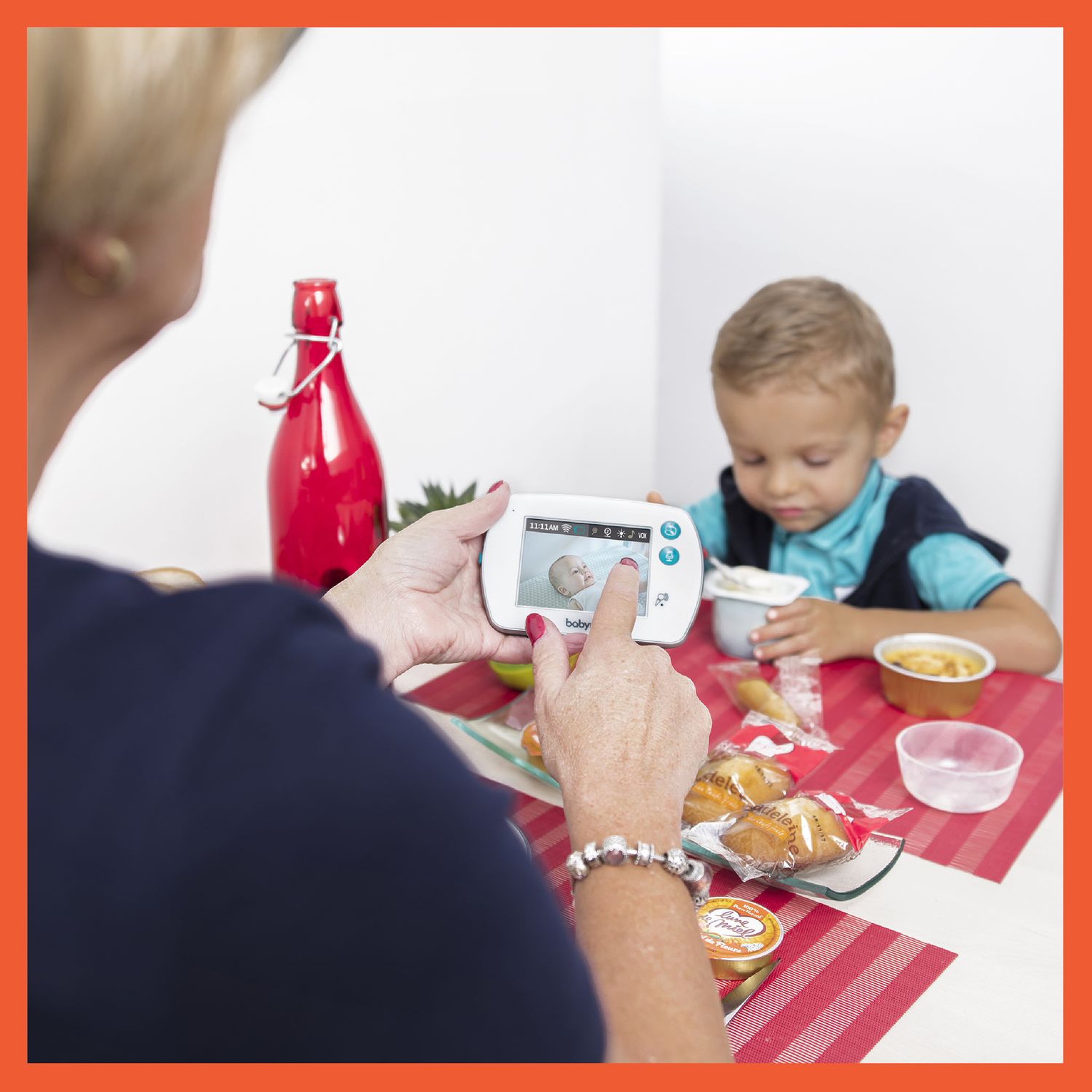 Voir la diapositive 8 : BABYMOOV Babyphone vidéo à écran tactile Yoo Feel - Blanc
