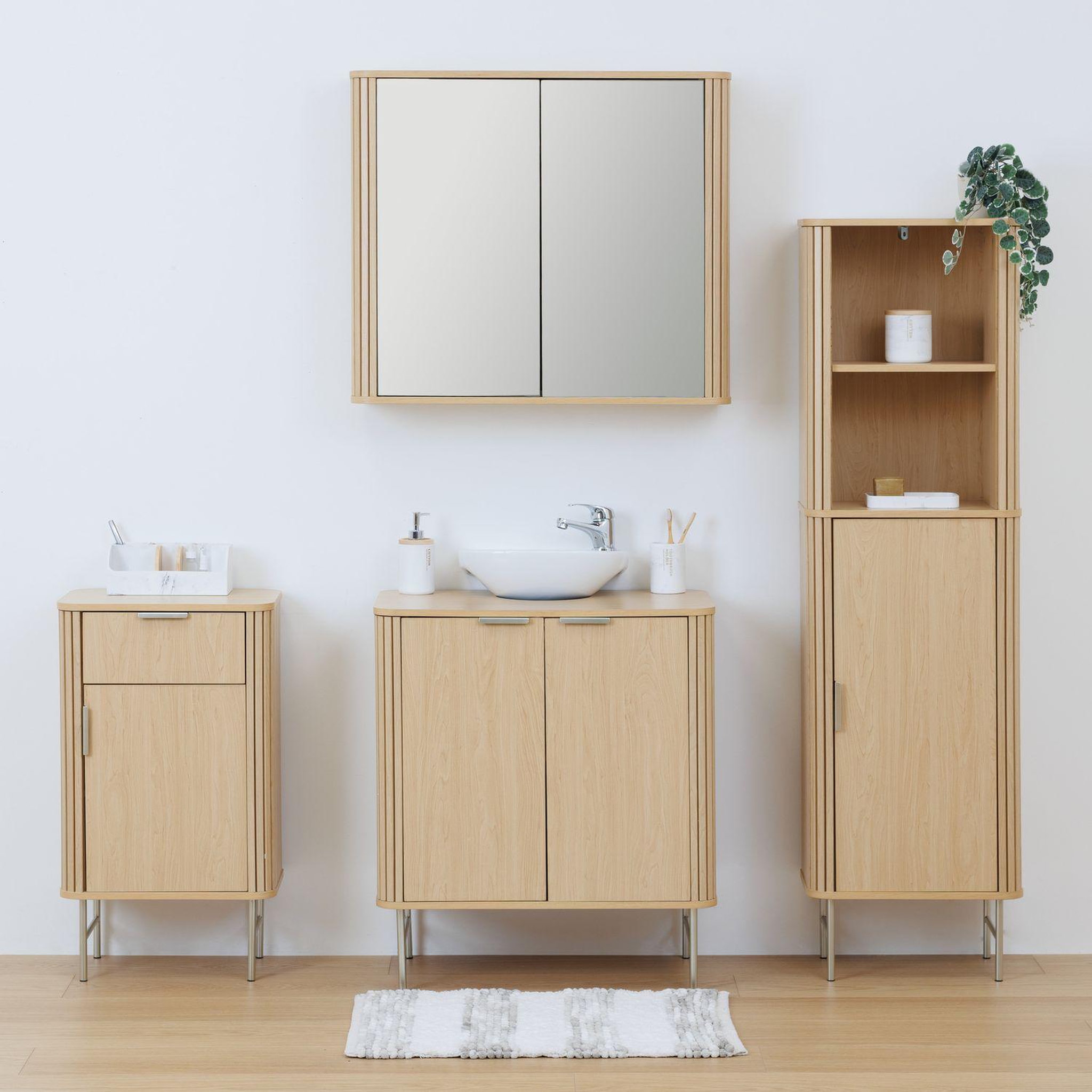 Voir la diapositive 2 : FIVE Meuble bas 1 porte et 1 tiroir effet bois clair liora - beige
