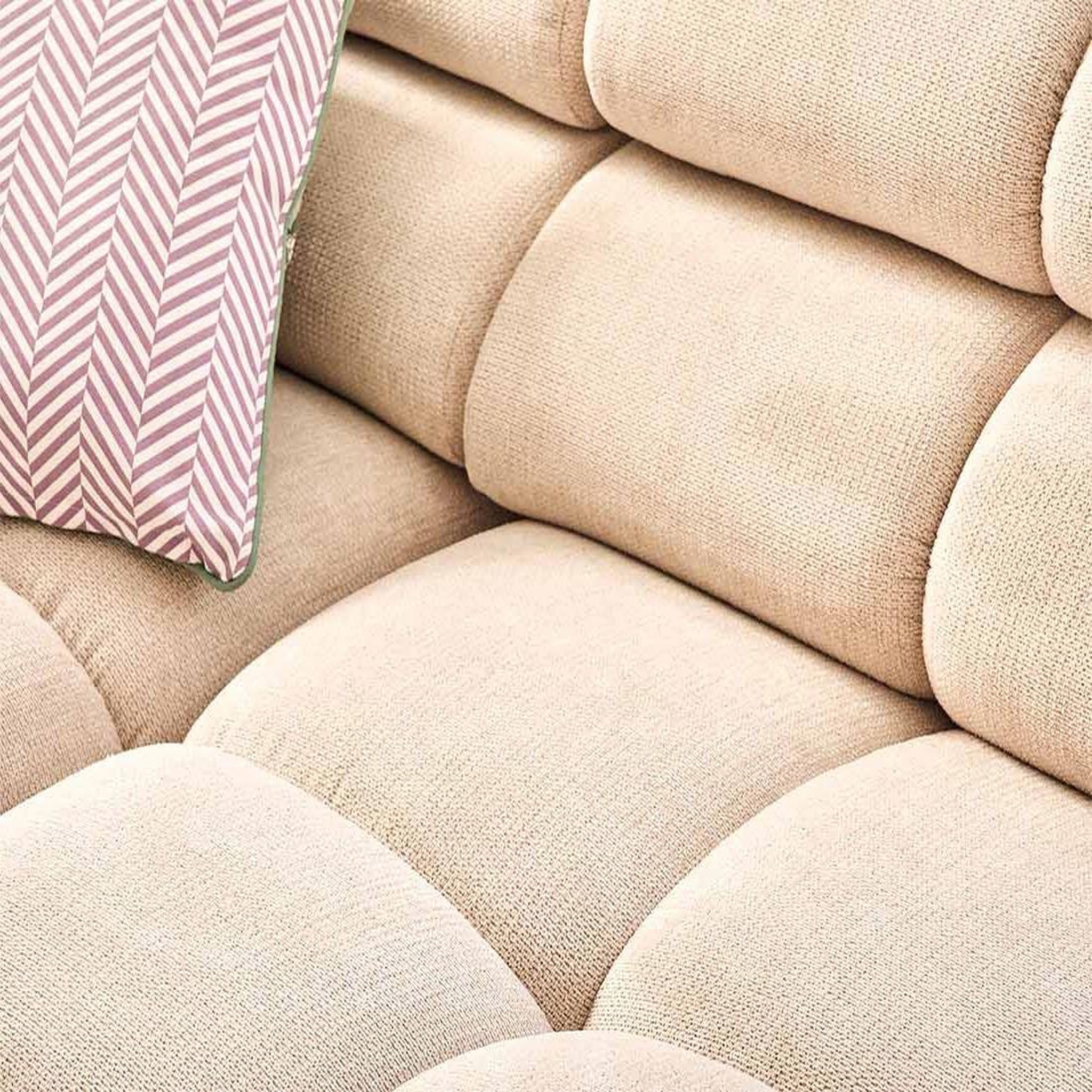 Voir la diapositive 2 : LISA DESIGN Matera - canapé d'angle droit 4 places avec têtières réglables en tissu texturé