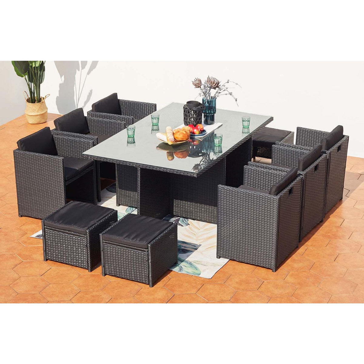 CONCEPT USINE Table et chaises 10 places encastrables en résine noir-noir MIAMI
