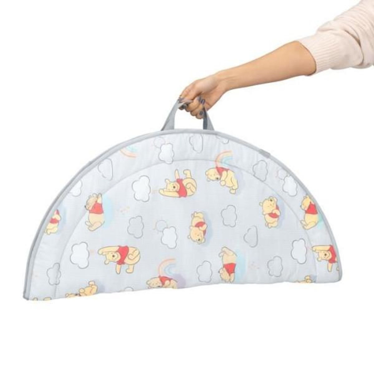 Bright Starts DISNEY BABY- WINNIE- Tapis d'éveil bébé au sol reversible évolutif pliable- arche en bois- jouets sensoriels et musicaux, mi