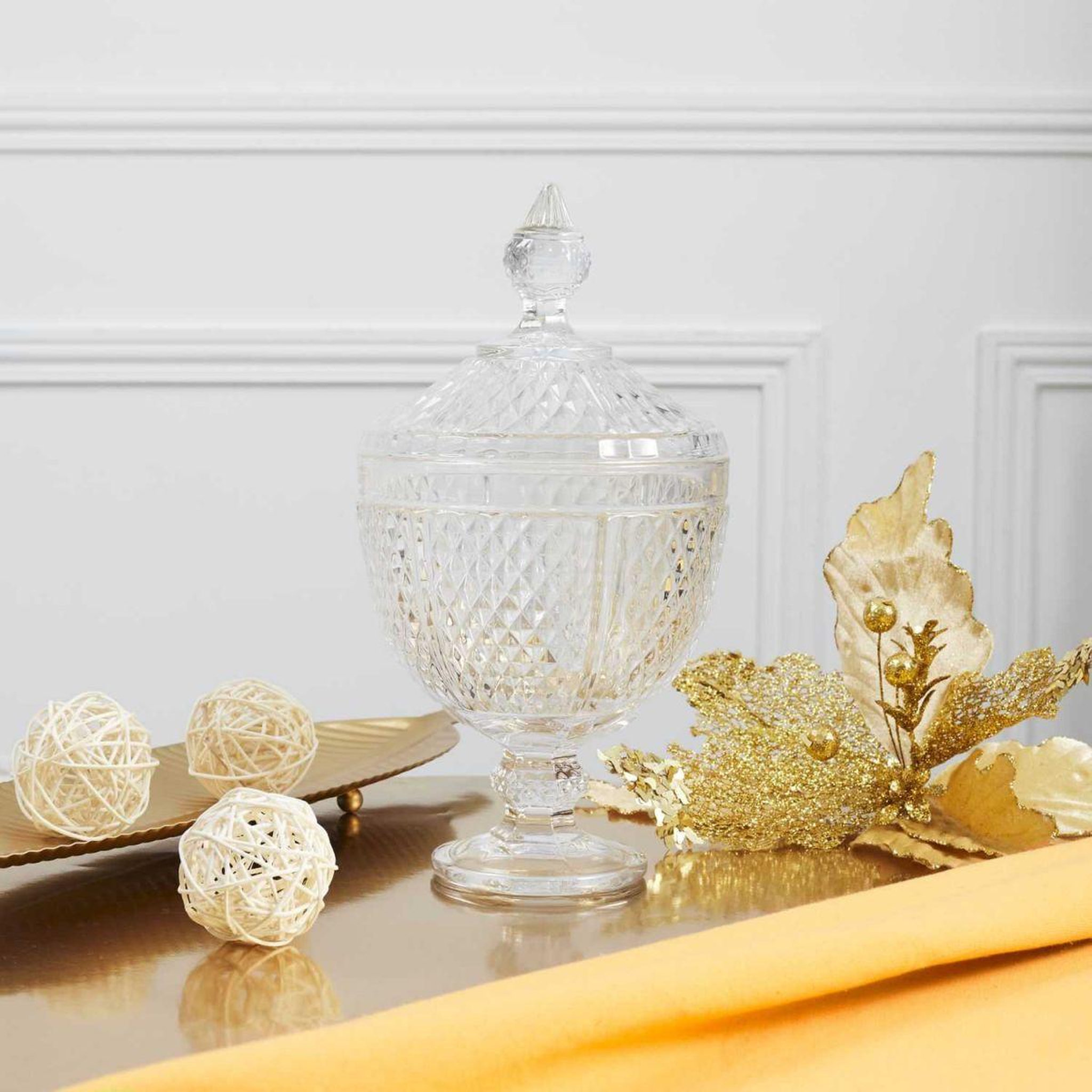 Voir la diapositive 3 : The Home Deco Factory Bonbonnière design en verre  diamant  31cm transparent