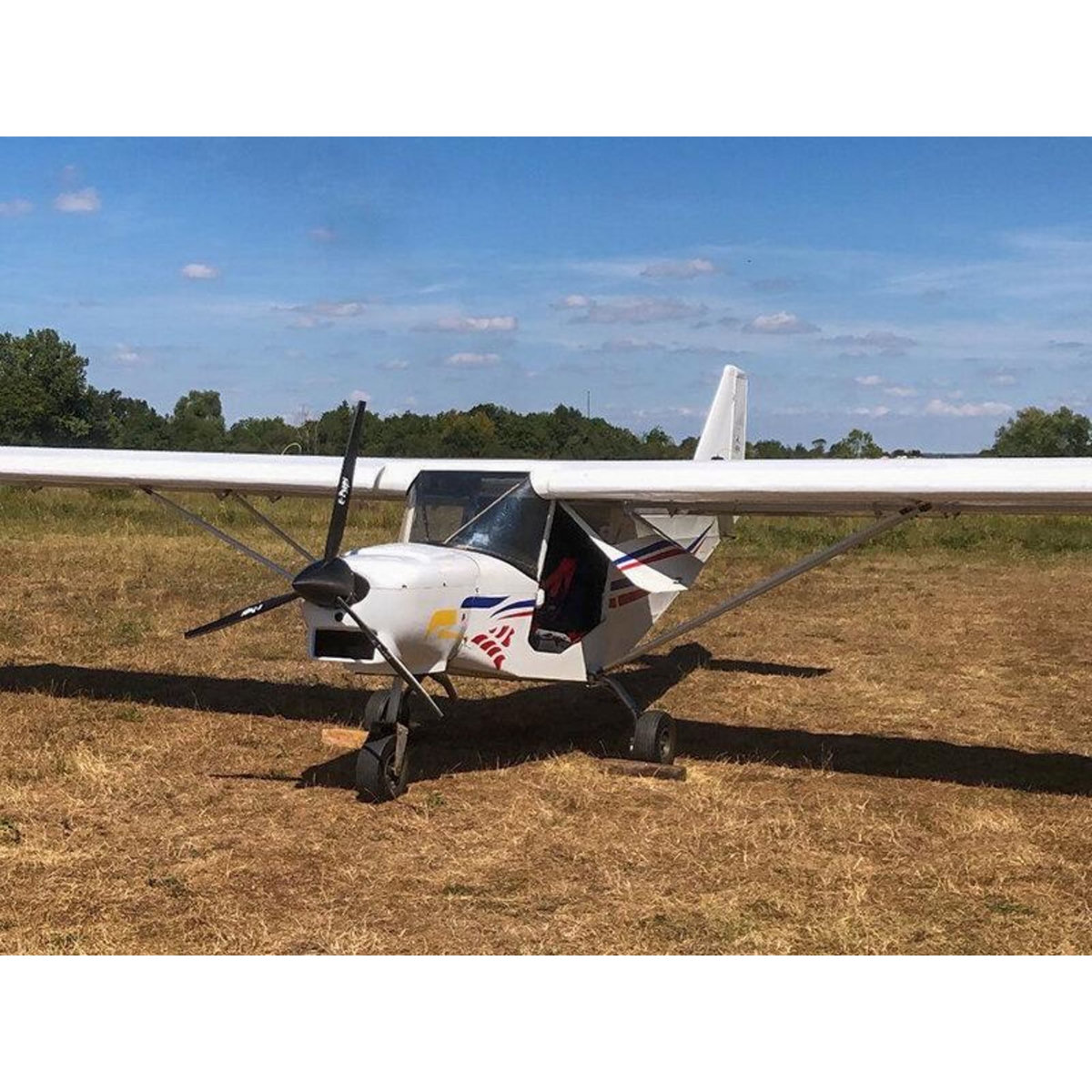 Smartbox Vol de 30 minutes en ULM multiaxe au-dessus du fort Boyard et de l'île d'Oléron pour 1 personne - Coffret Cadeau Sport & Aventure