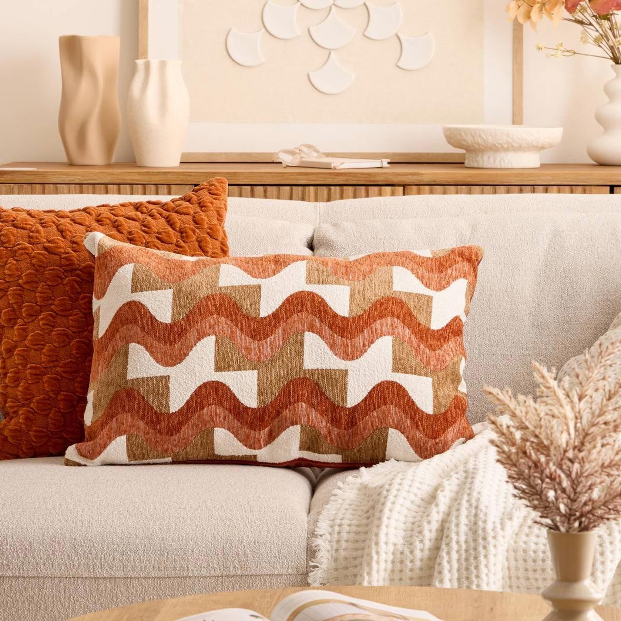 Voir la diapositive 5 : ATMOSPHERA Coussin en jacquard chenillé  floe  38x58cm ambre