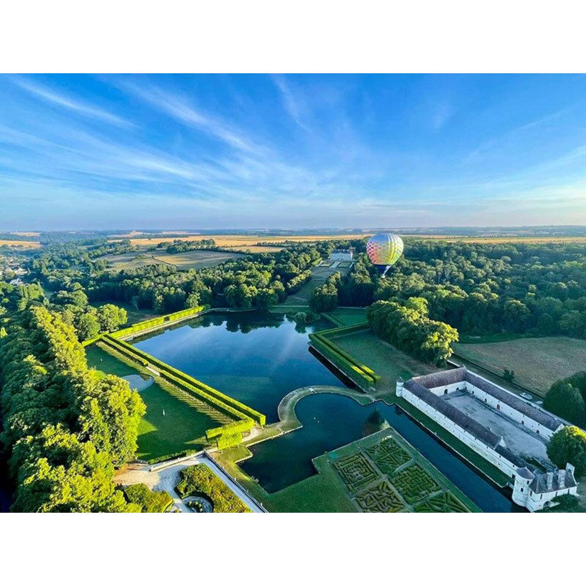 Smartbox Vol en montgolfière près de Paris - Coffret Cadeau Sport & Aventure