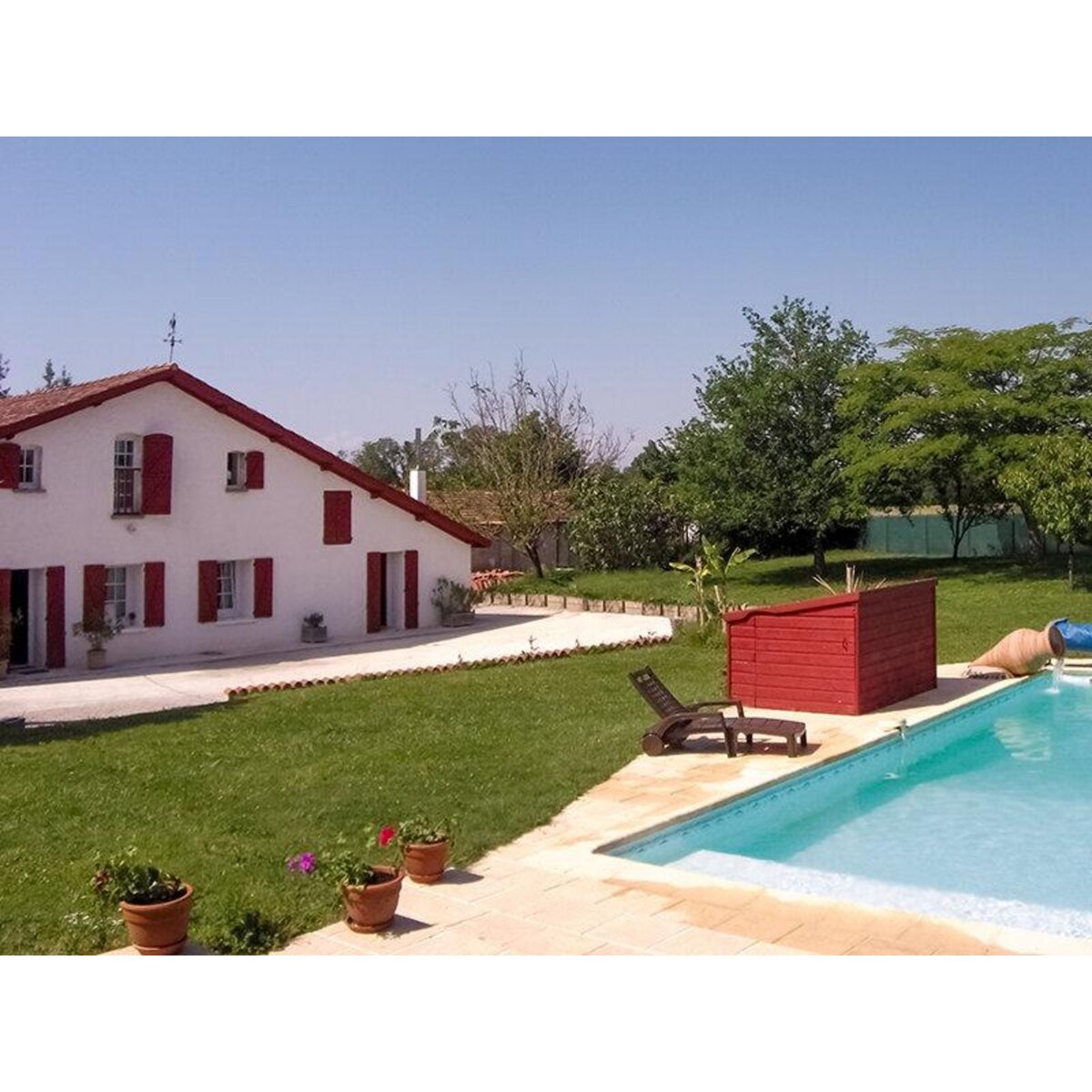 Smartbox Séjour de 2 jours en chalet avec dîner et accès au sauna ou bain bouillonnant près de Dax - Coffret Cadeau Séjour