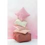 Voir la diapositive 3 : Paris Prix Coussin Design  Diamants  45x45cm Crème & Rose