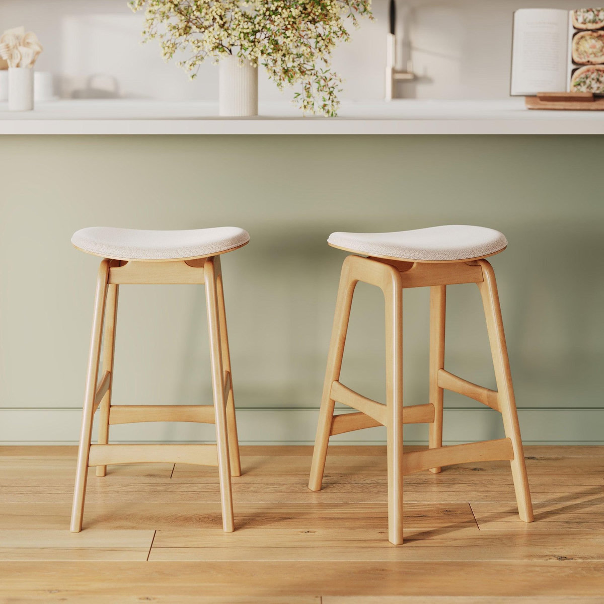 Rendez vous déco Lot de 2 tabourets pour îlot central 65,5 cm en bois et tissu beige-Jude