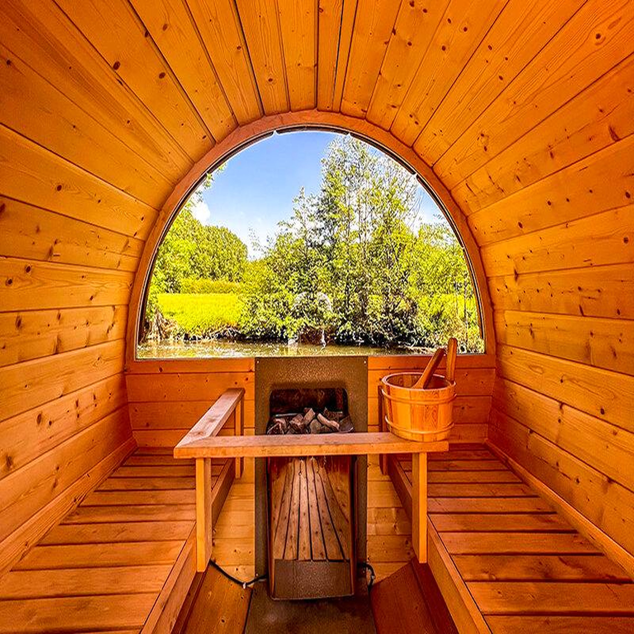 Voir la diapositive 3 : Smartbox Séjour de 2 jours en hôtel 4* en chambre christian broutin avec dîner et spa près de giverny - coffret cadeau séjour