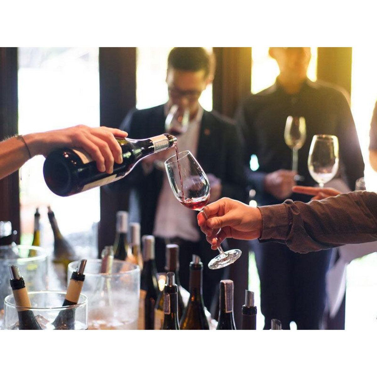 Smartbox 2 jours à Paris avec initiation œnologique et dégustation de vins dans un grand hôtel - Coffret Cadeau Multi-thèmes