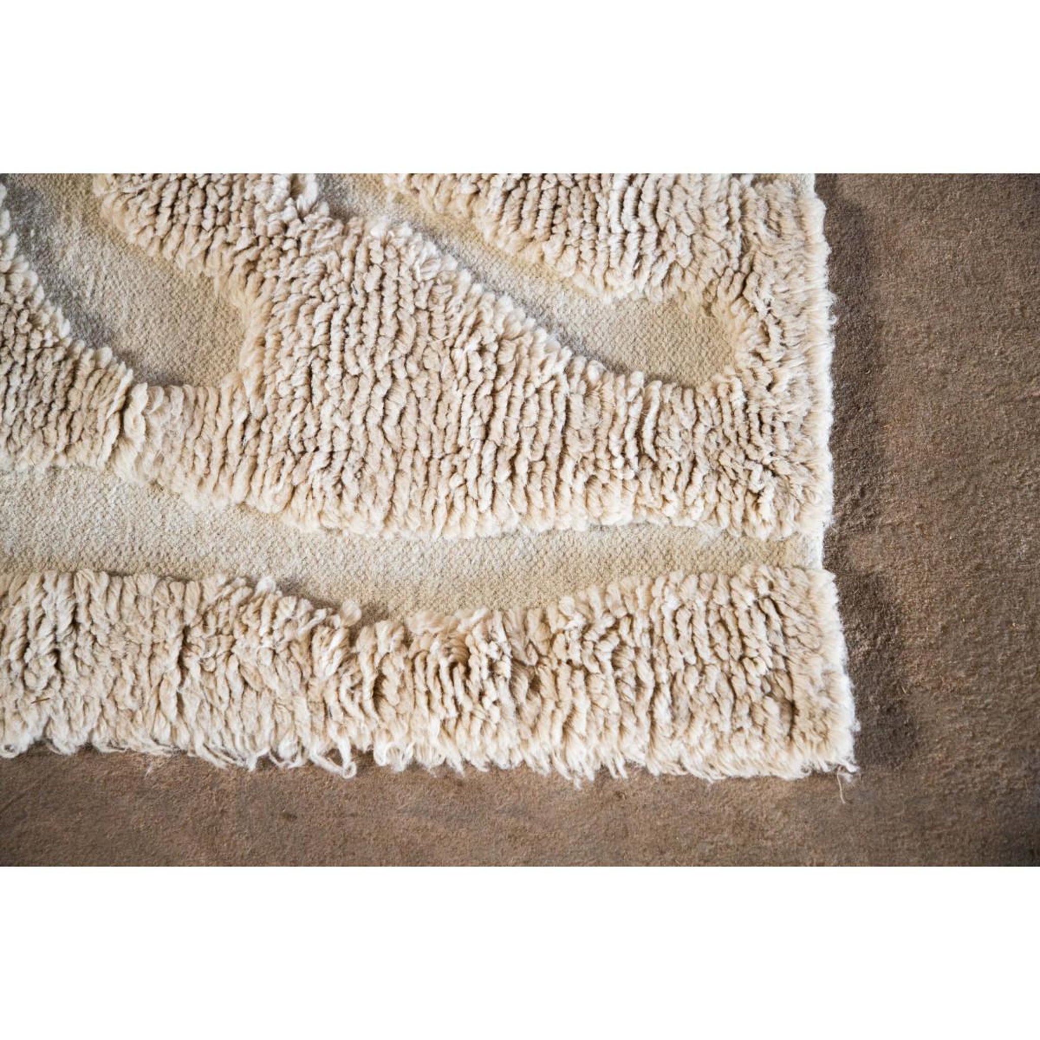 Voir la diapositive 5 : Paris Prix Tapis déco en laine  trondheim x josefin  202x300cm beige