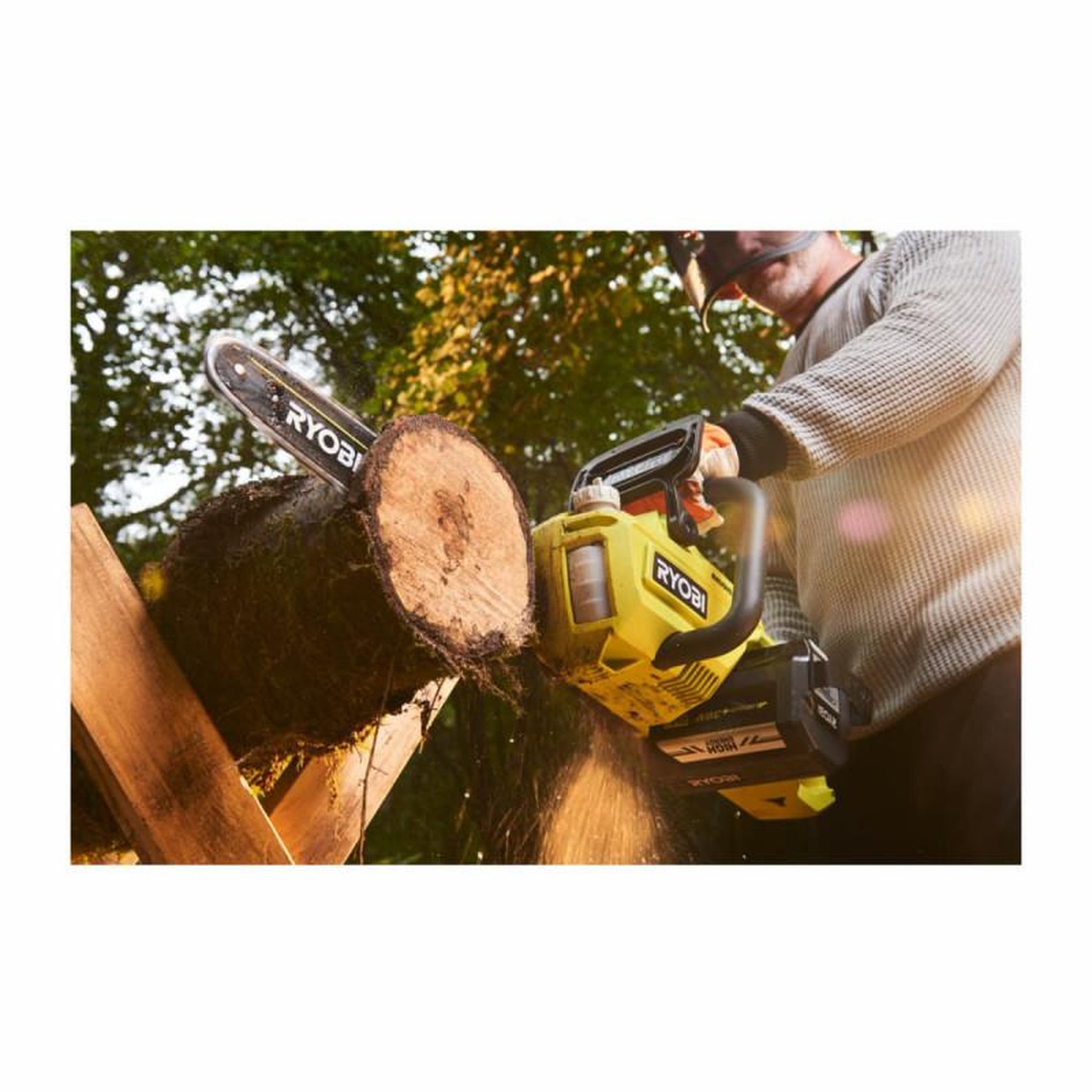 Voir la diapositive 5 : Ryobi Tronçonneuse RYOBI 36V LithiumPlus Brushless - 1 batterie 5.0Ah - 1 chargeur RY36CSX35A-150
