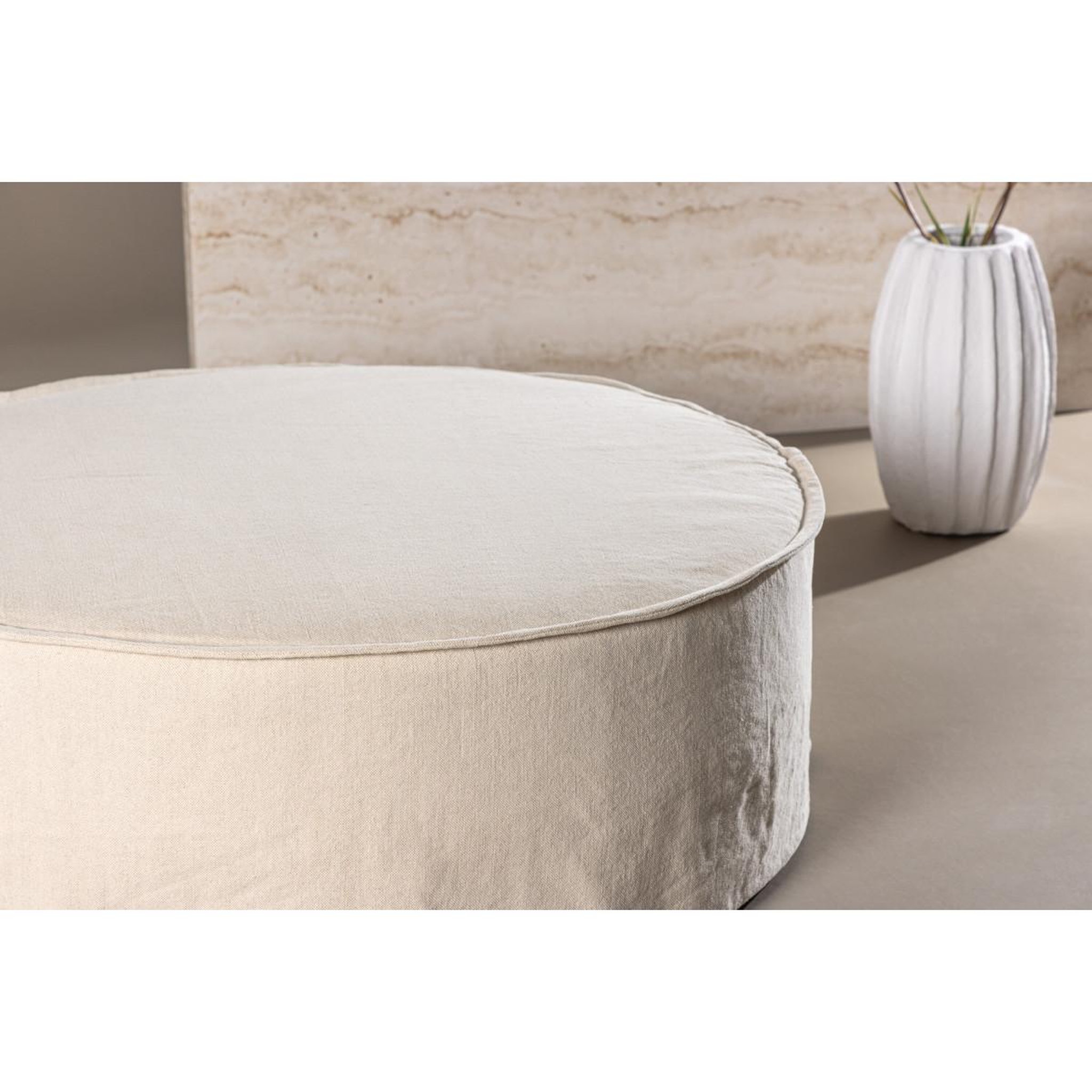 Voir la diapositive 4 : Paris Prix Pouf effet lin  vindo  101cm beige