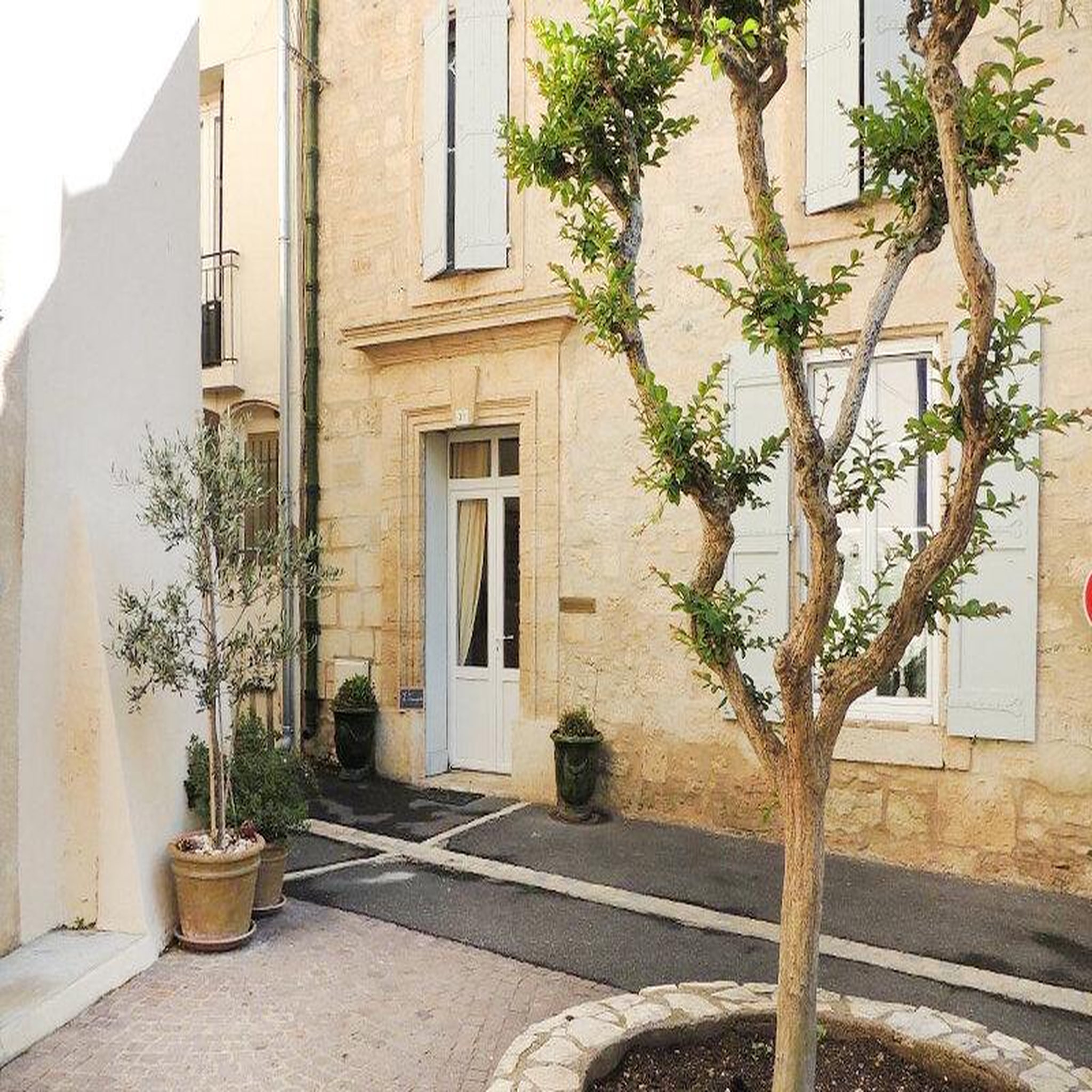 Voir la diapositive 4 : Smartbox 2 jours en famille près de béziers dans une maison d'hôtes avec piscine - coffret cadeau séjour
