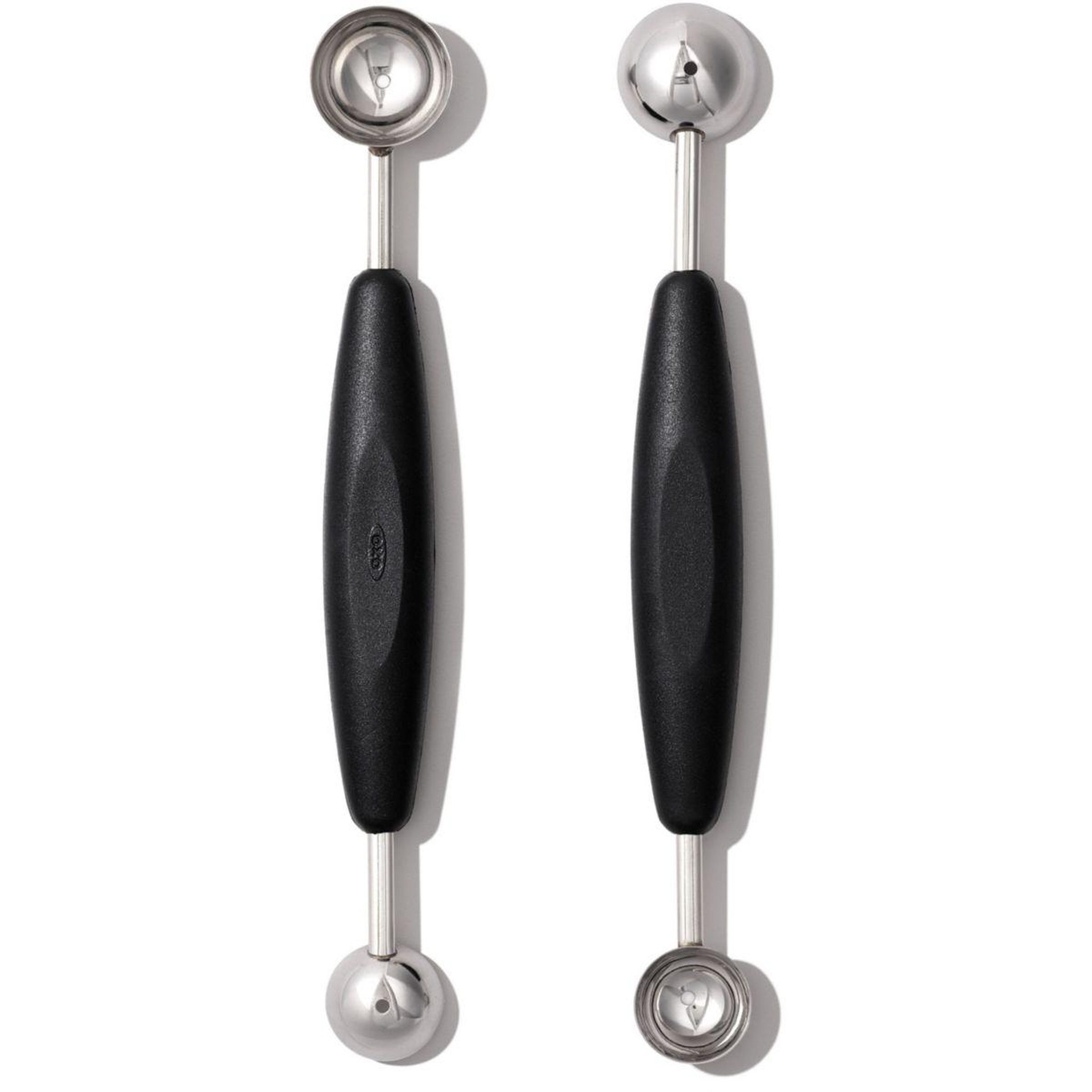 Voir la diapositive 2 : OXO Cuillère Pomme parisienne double