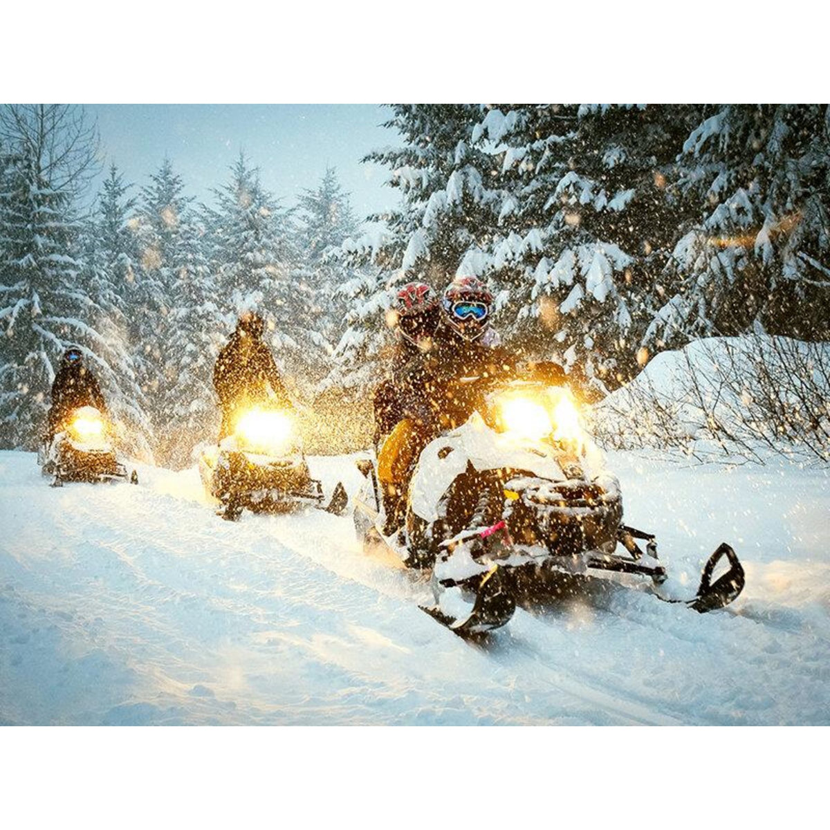 Smartbox Séjour en Suède : 4 jours avec aurores boréales et safari en motoneige - Coffret Cadeau Séjour