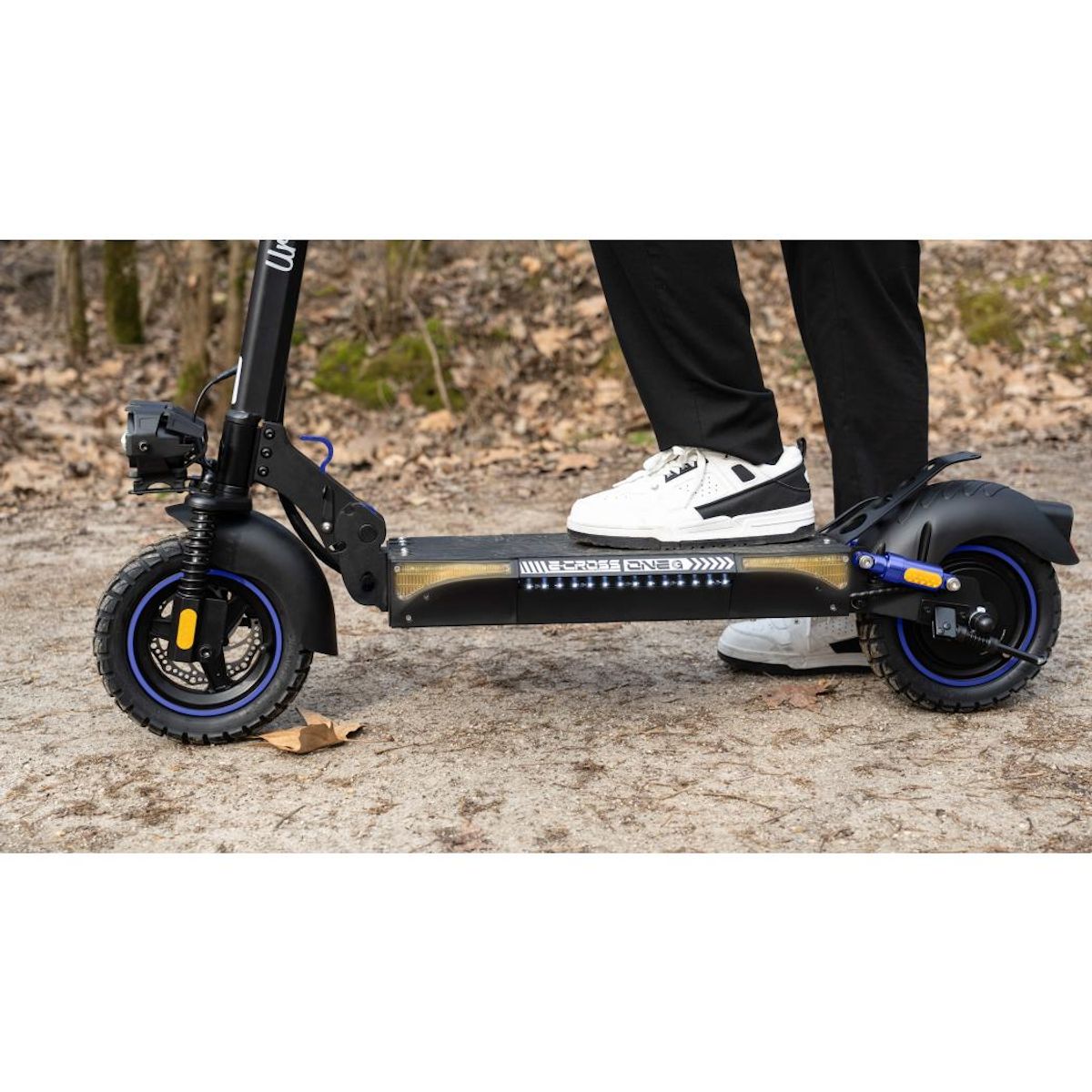 URBANGLIDE Trottinette Électrique UrbanGlide eCross ONE Bleu – 48V 10,4Ah – Autonomie 50km – Tout-Terrain