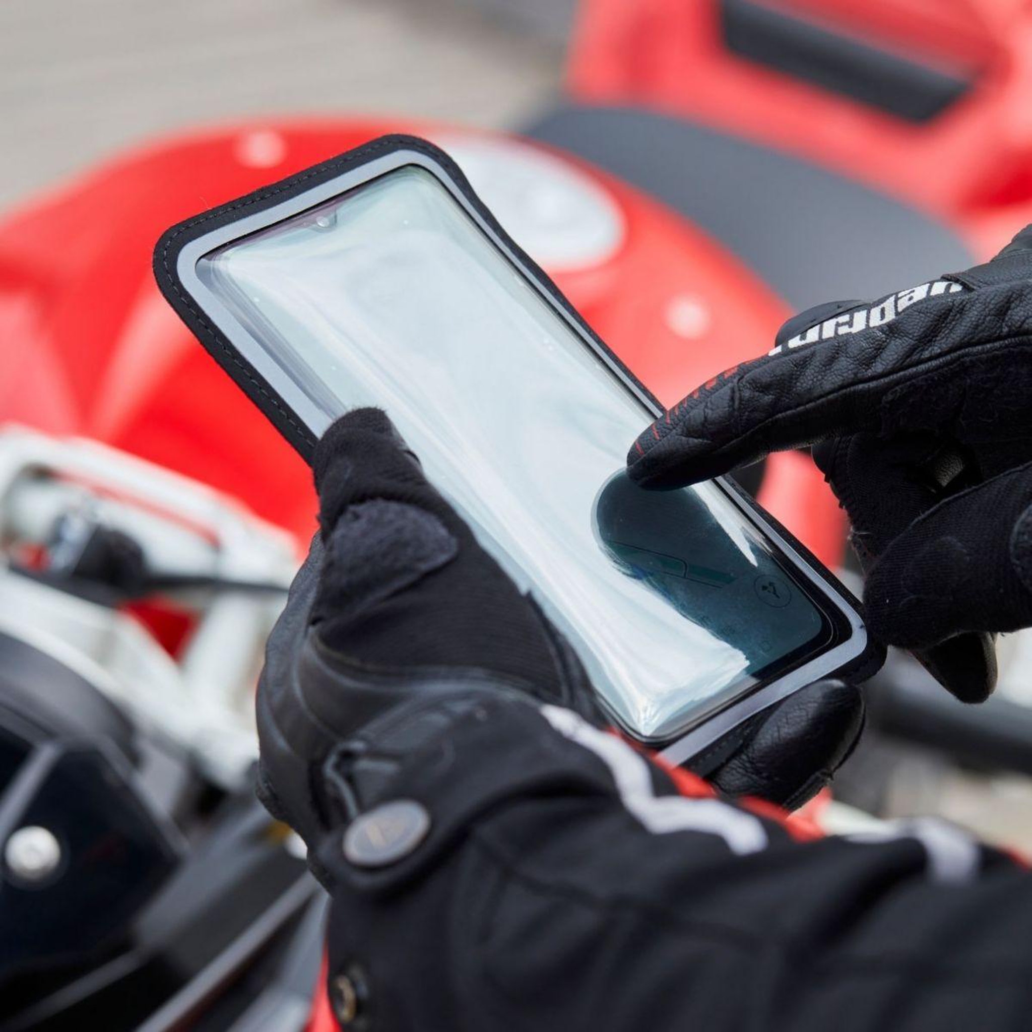 Voir la diapositive 5 : SHAPEHEART Support smartphone téléphone guidon de moto M