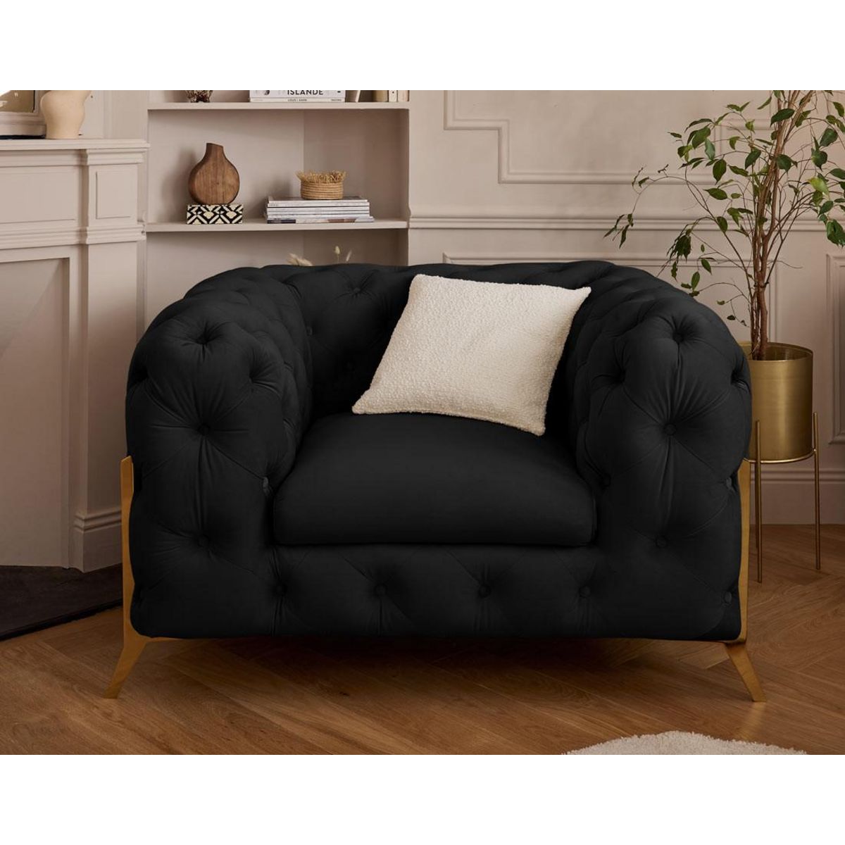 LISA DESIGN Camden - fauteuil chesterfield en velours - pieds en métal doré