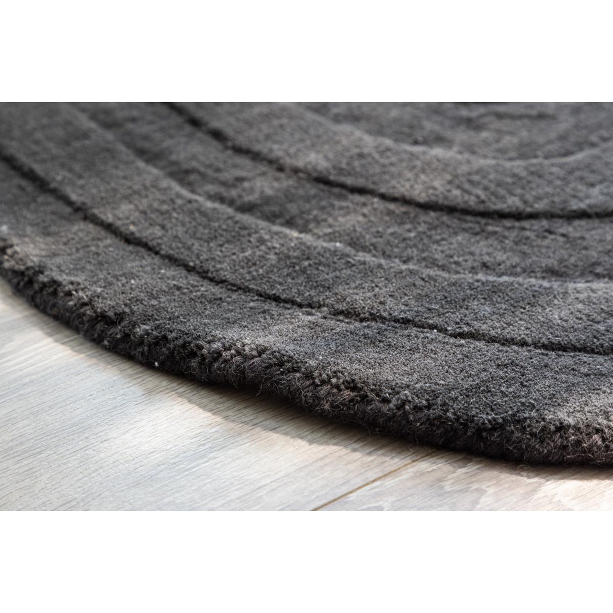 Voir la diapositive 6 : Paris Prix Tapis demi-rond  nora  50x80cm gris