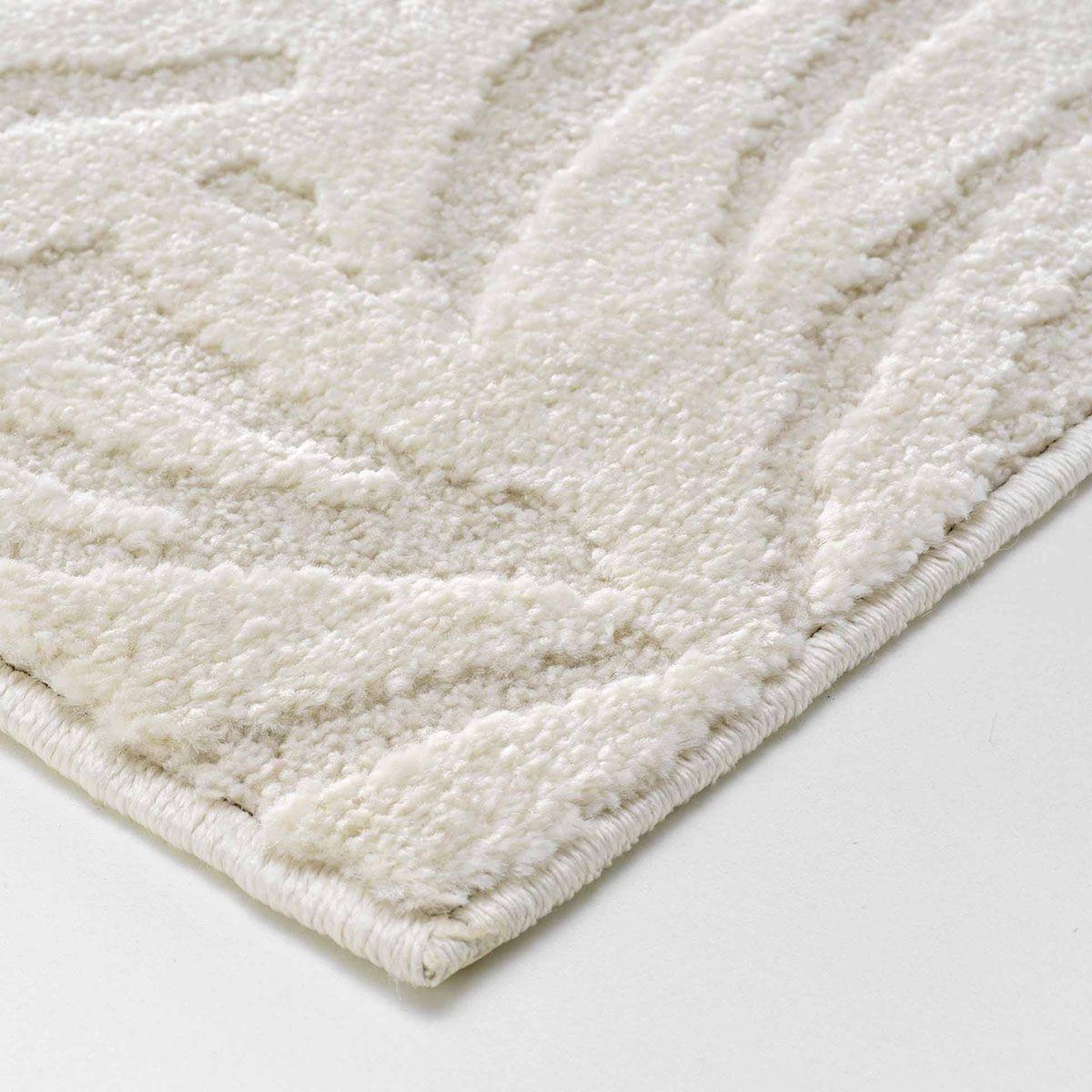 Voir la diapositive 2 : Douceur d'Intérieur Tapis shaggy relief  ankara  60x110cm beige