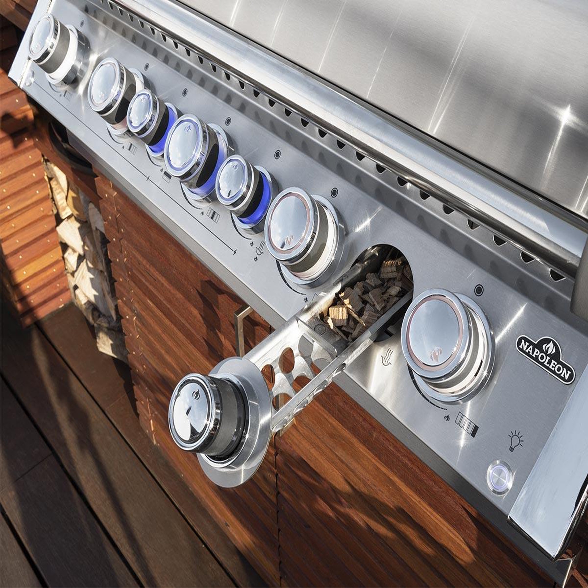 Voir la diapositive 6 : NAPOLEON Barbecue à gaz encastrable prestige pro 665 avec rôtissoire - napoleon