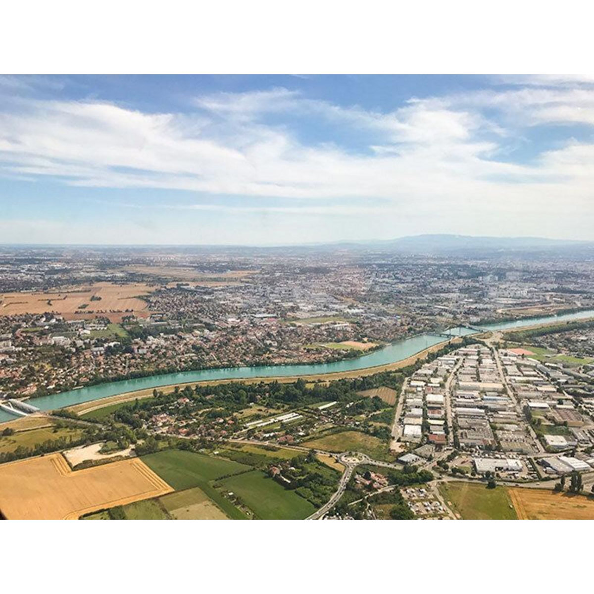 Smartbox Vol en hélicoptère de 20 min pour 2 personnes près de Lyon - Coffret Cadeau Sport & Aventure