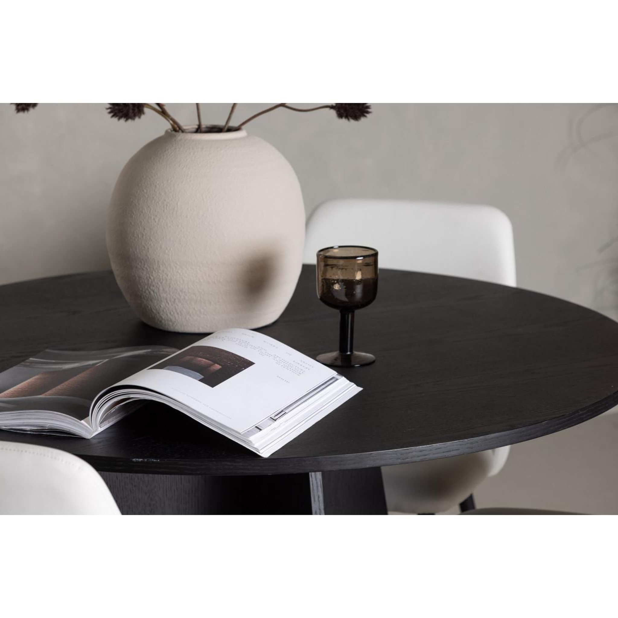 Voir la diapositive 5 : Paris Prix Ensemble table à manger & 4 chaises  bootcut & night  110cm blanc & noir
