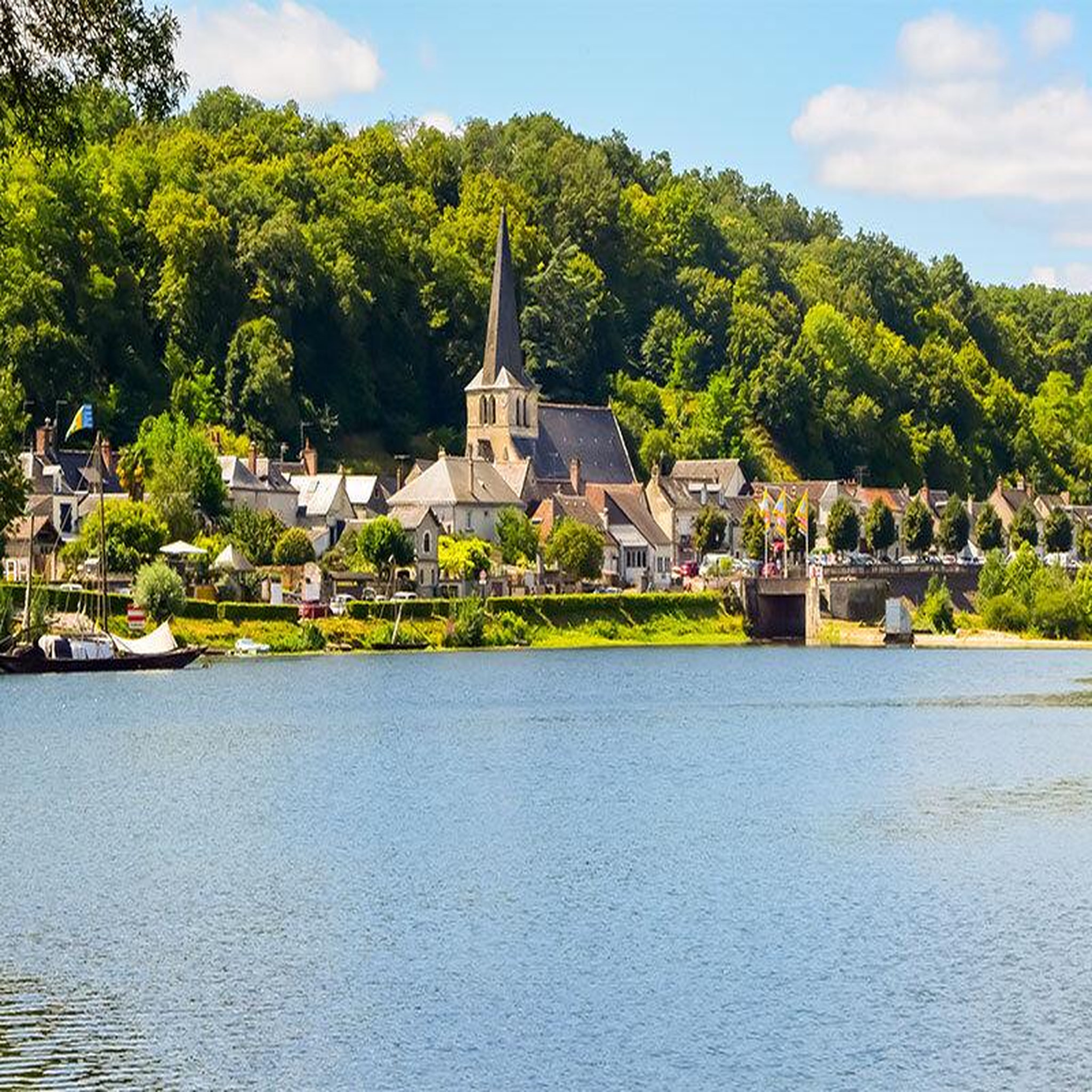 Voir la diapositive 4 : Smartbox Séjour de 2 jours à vélo avec dégustation de vins à travers les châteaux de la Loire - Coffret Cadeau Séjour