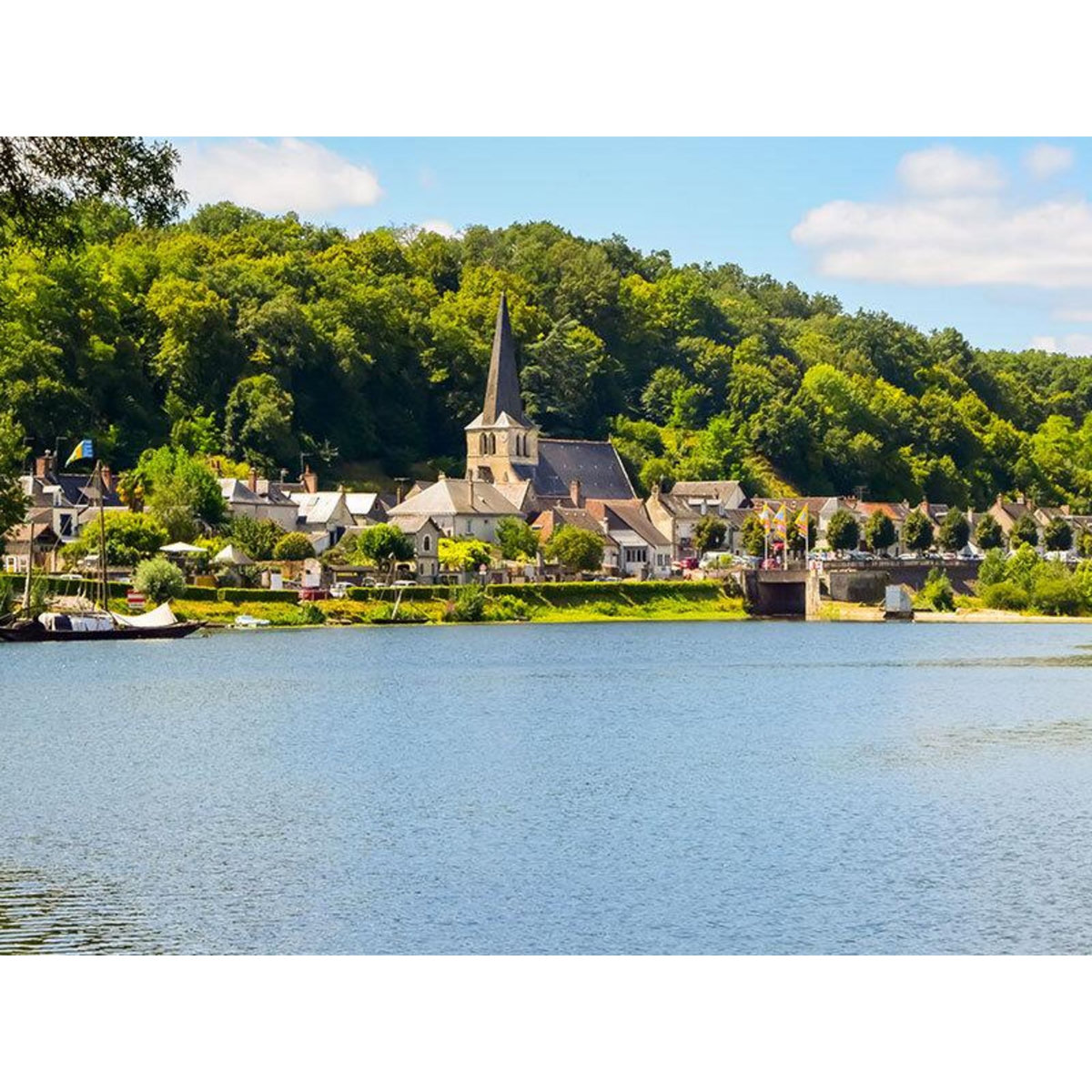 Smartbox Séjour de 2 jours à vélo avec dégustation de vins à travers les châteaux de la Loire - Coffret Cadeau Séjour